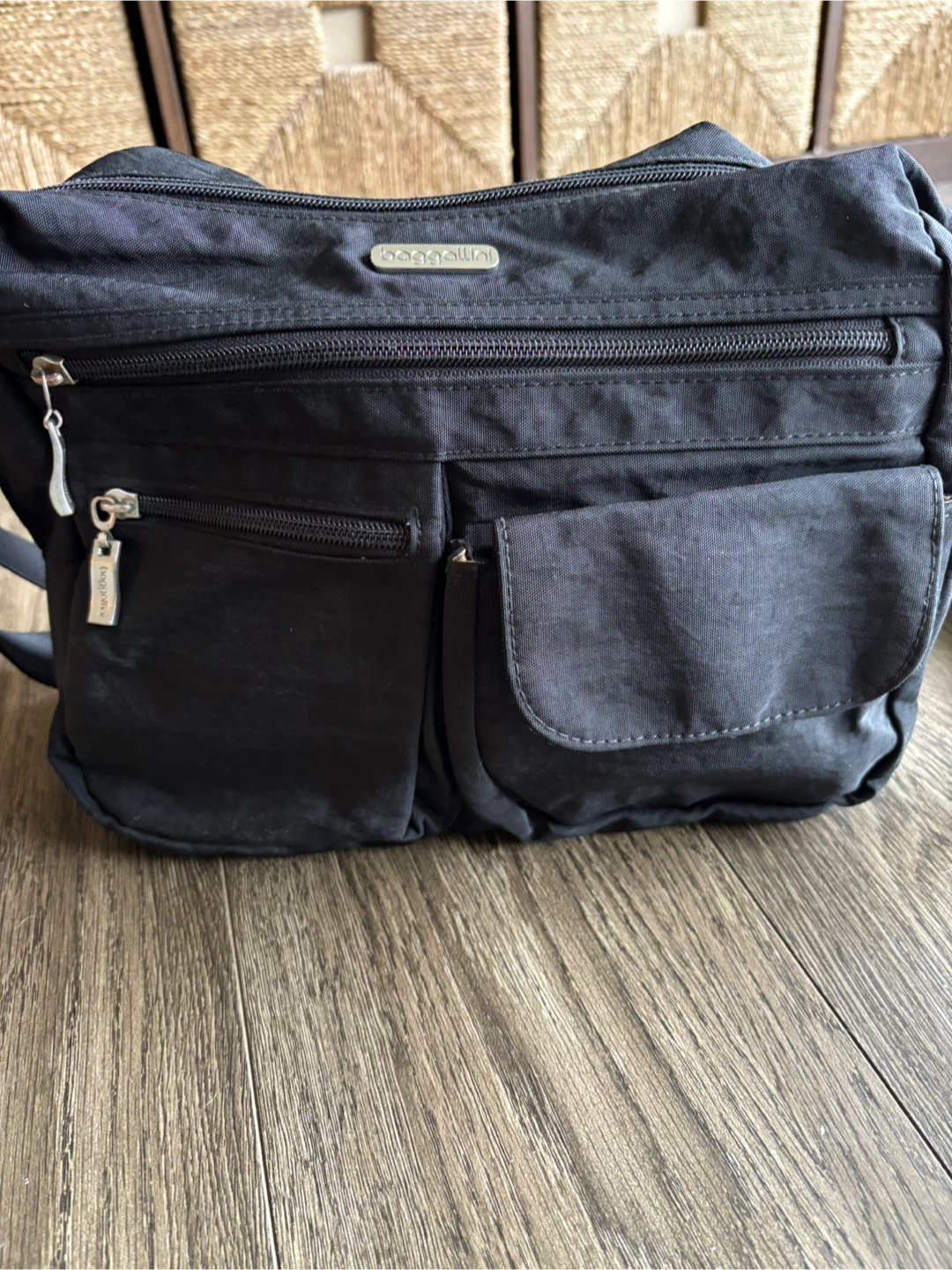 Baggallini Black Crossbody Bag - photo 4