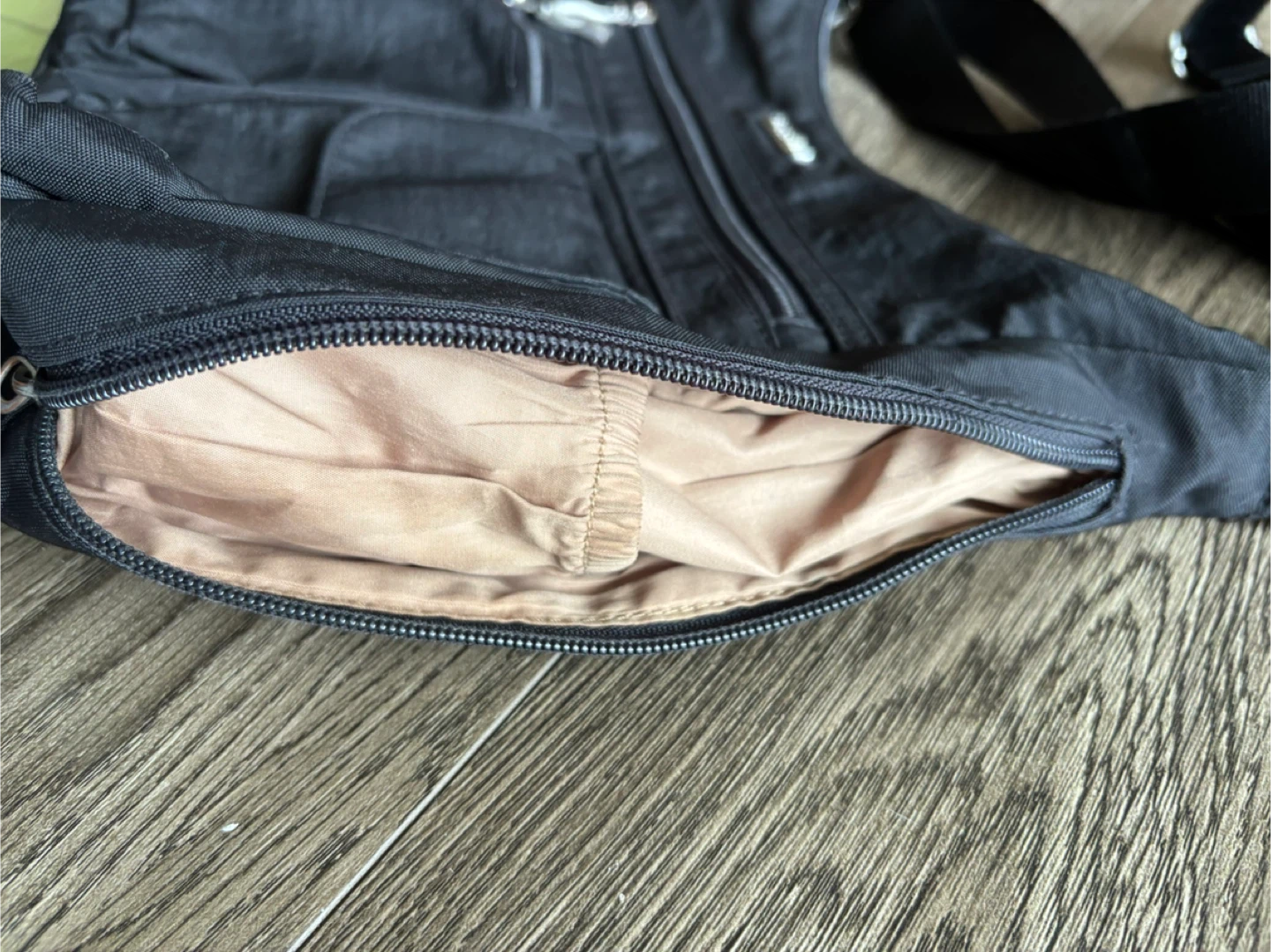 Baggallini Black Crossbody Bag - photo 5
