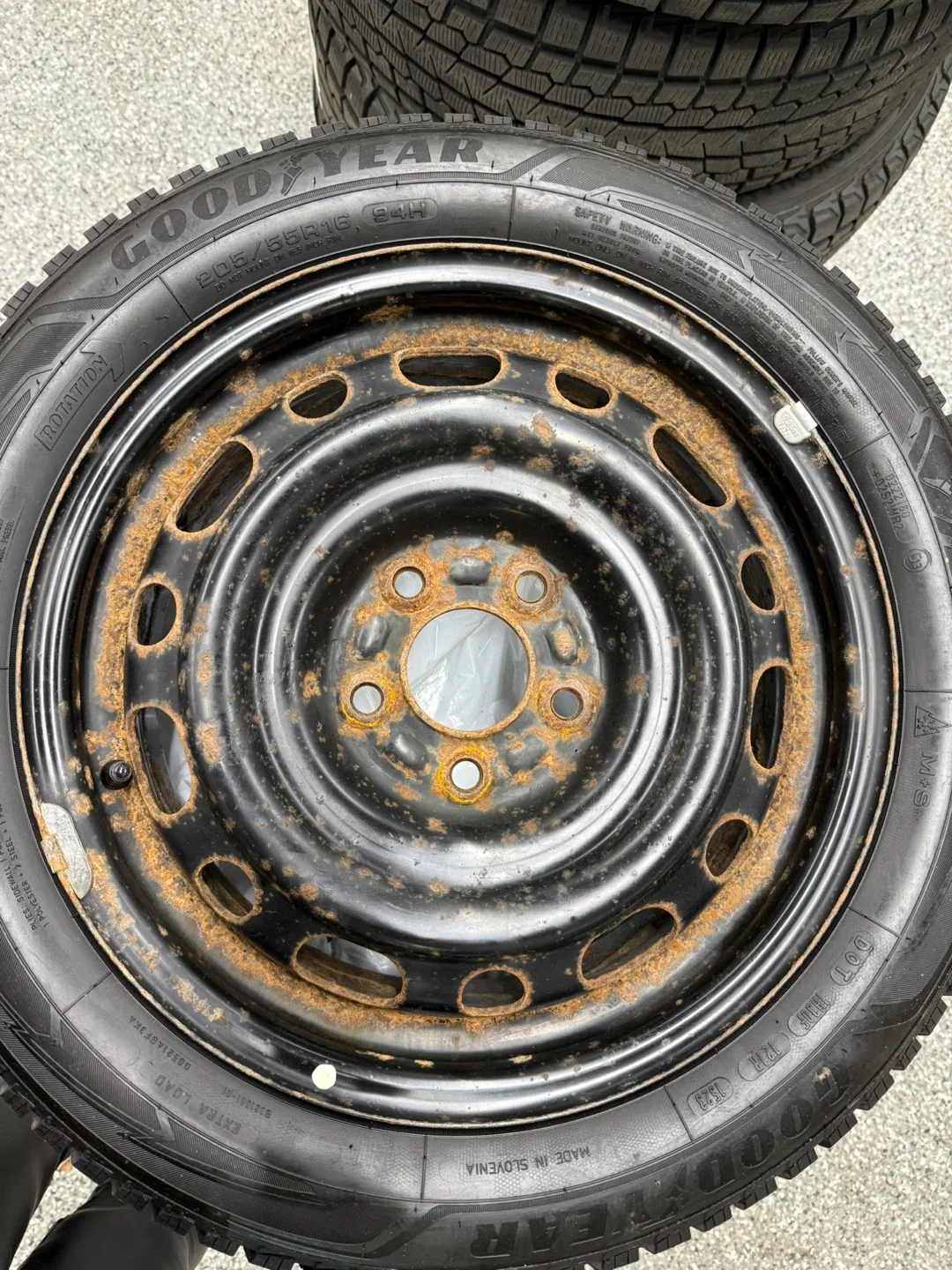 Goodyear Ultra Grip Winter Tire 205/55R16