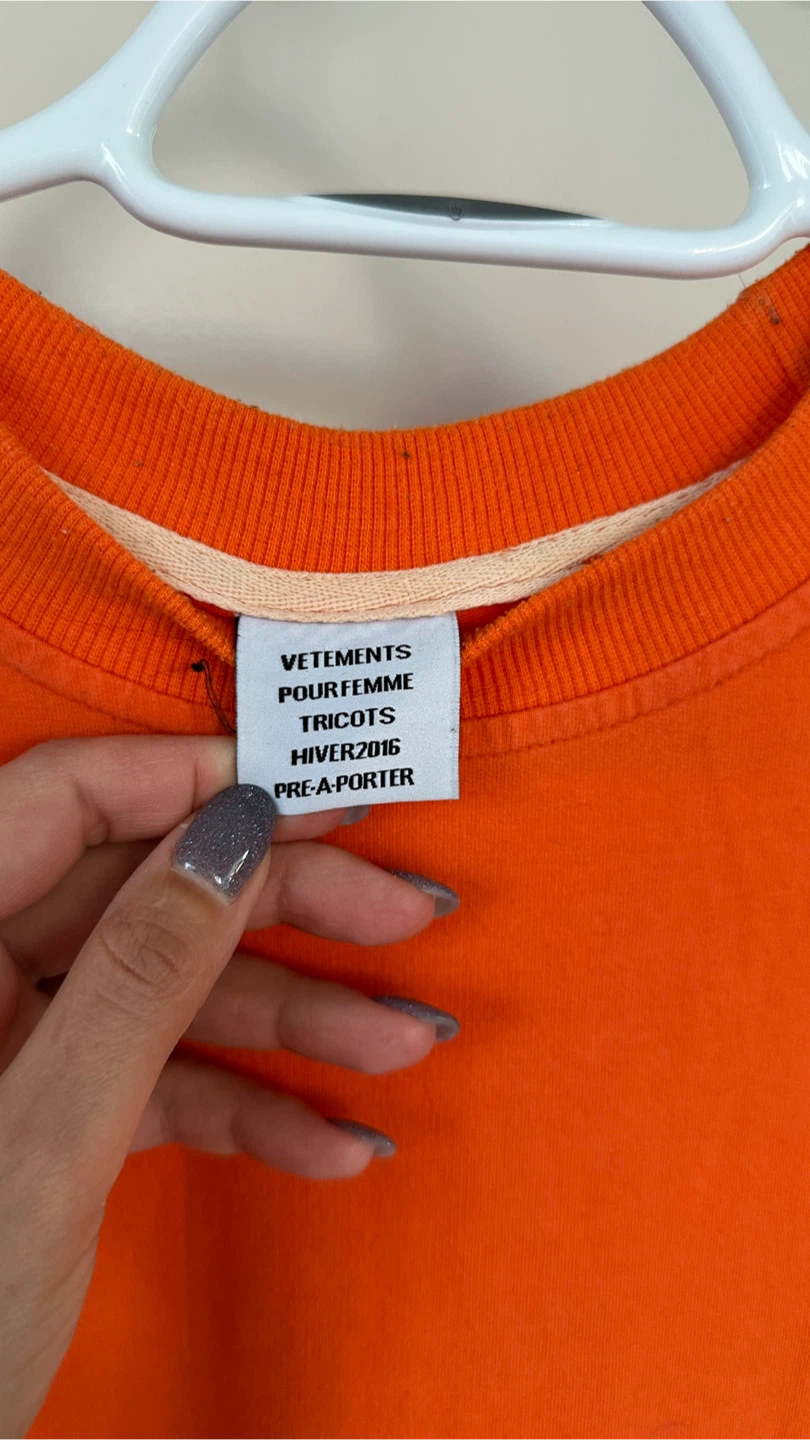 Vetements Orange Long Sleeve Top - photo 2
