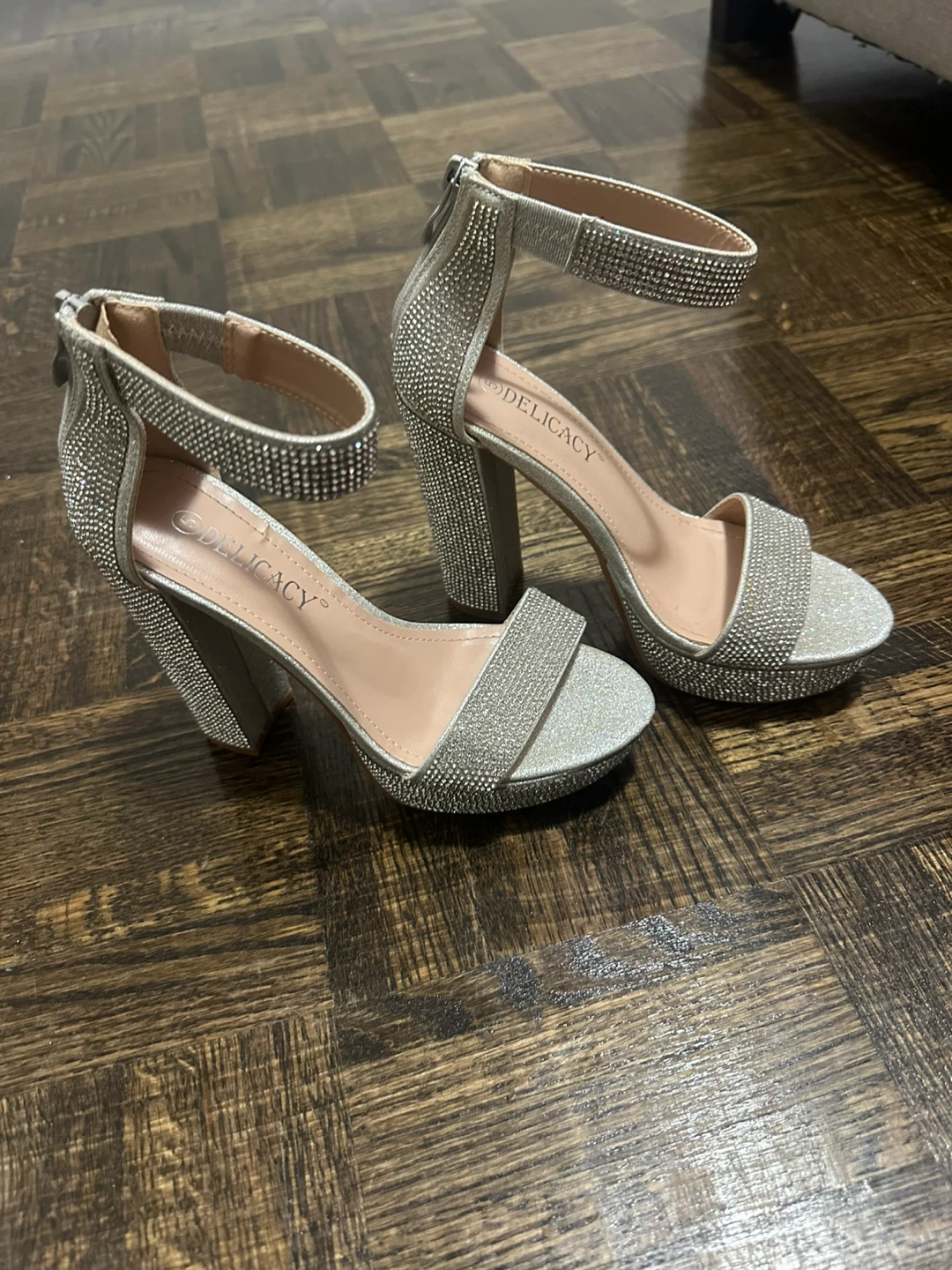 Delicacy Silver Heels - Size 5