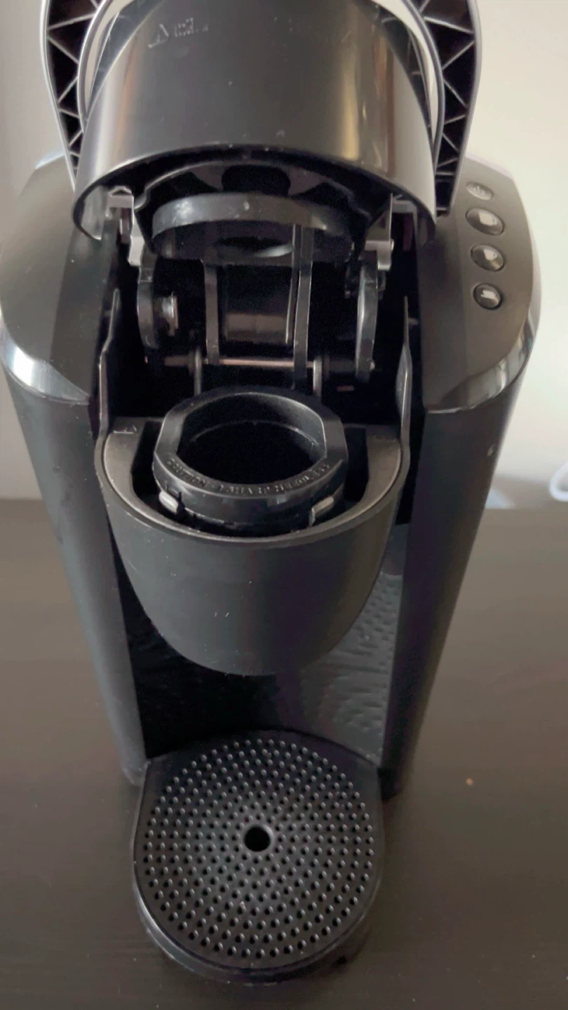 Keurig Coffee Maker - Black - photo 3