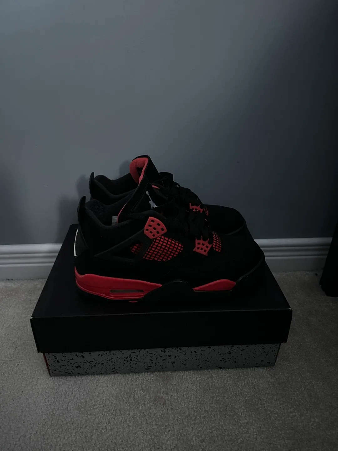 Air Jordan 4 Retro Bred Size 8