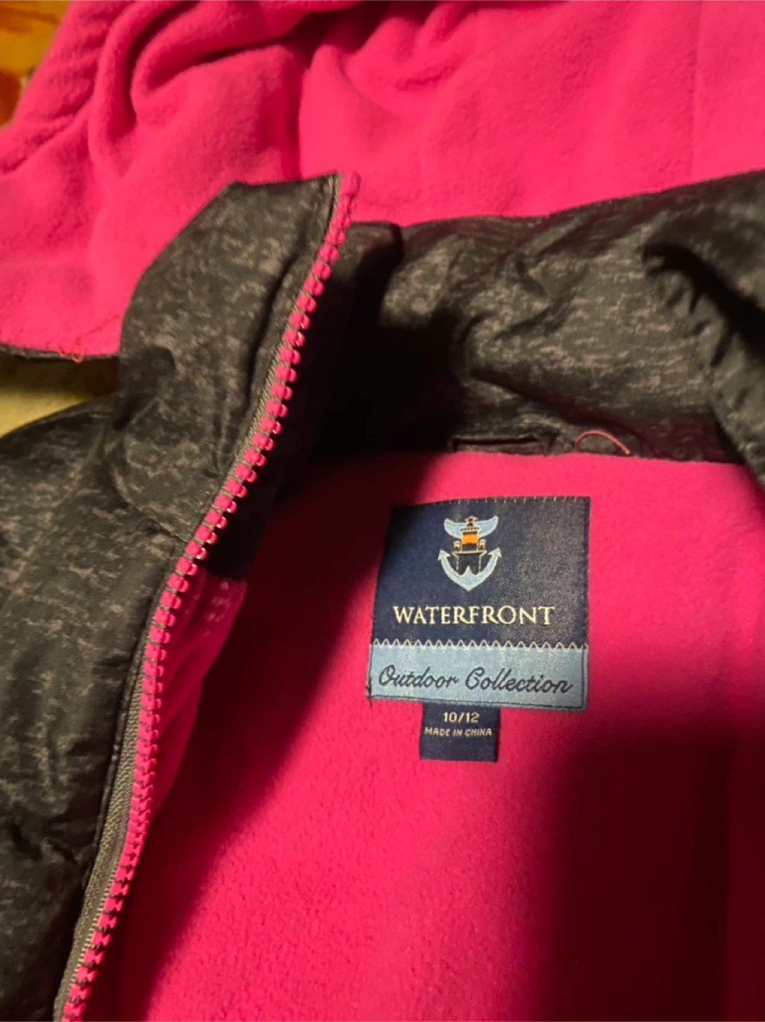 New winter jacket for girls 8 yrs - photo 3
