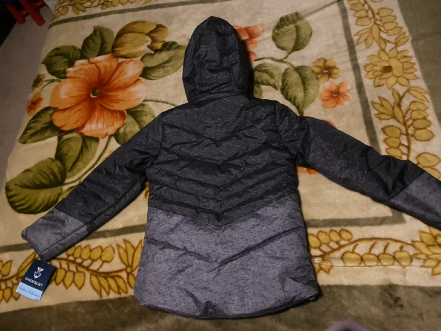 New winter jacket for girls 8 yrs - photo 4