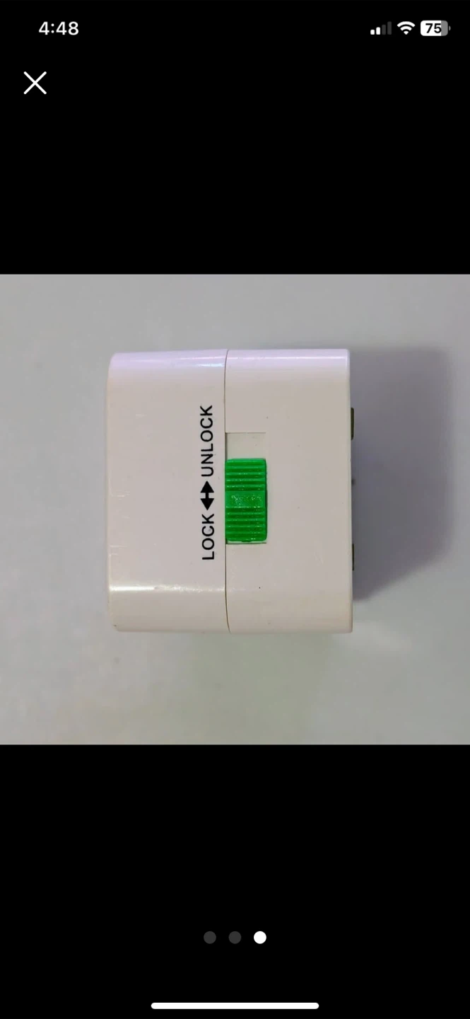 Compact Travel Universal Adaptor + Surge Protector - photo 4