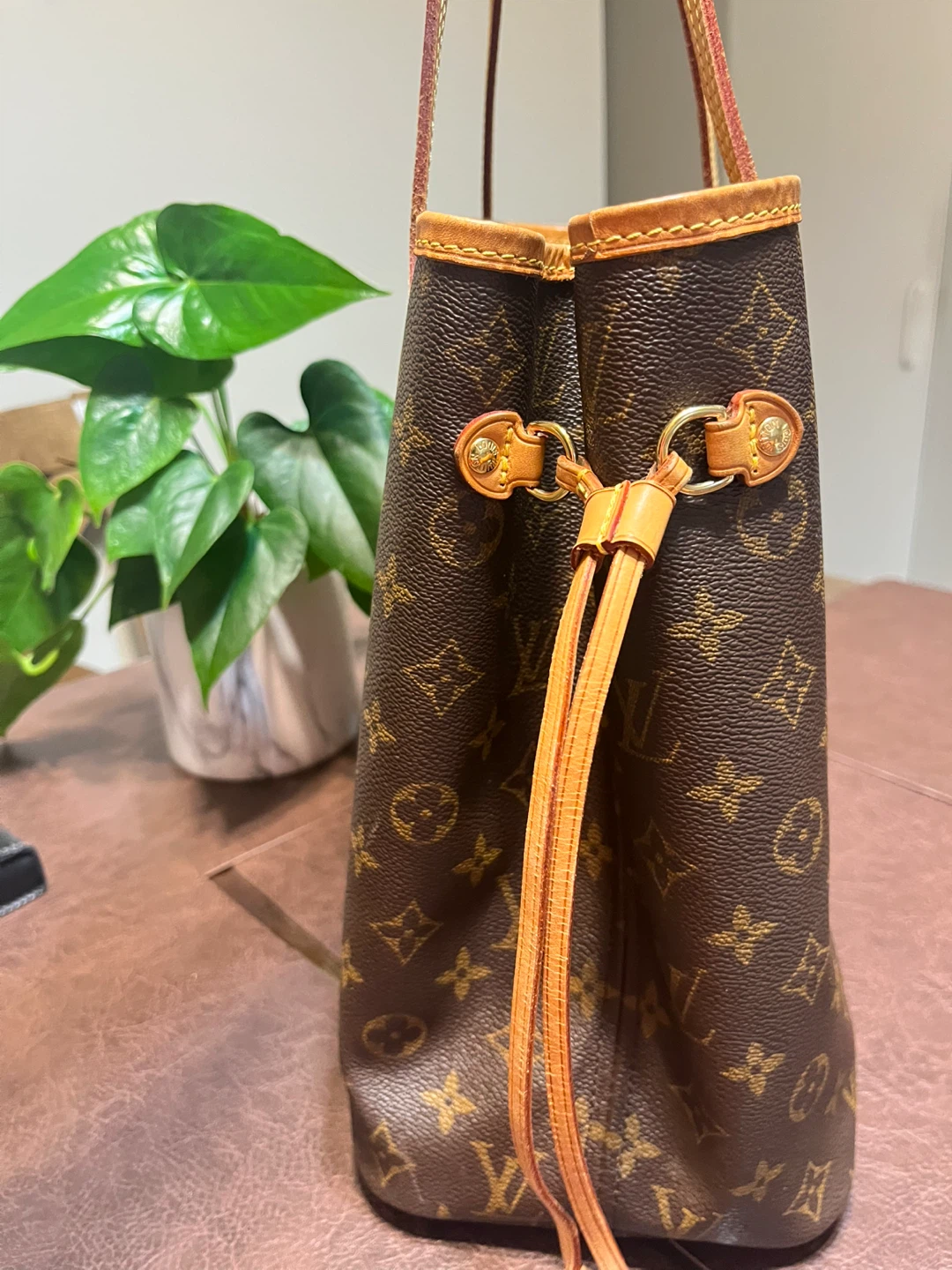 Louis Vuitton Neverfull MM Tote Bag - photo 5