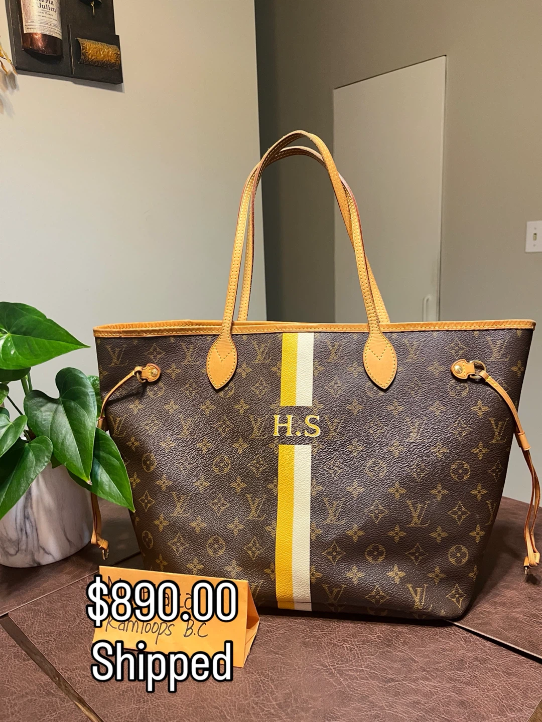 Louis Vuitton Neverfull MM Tote Bag