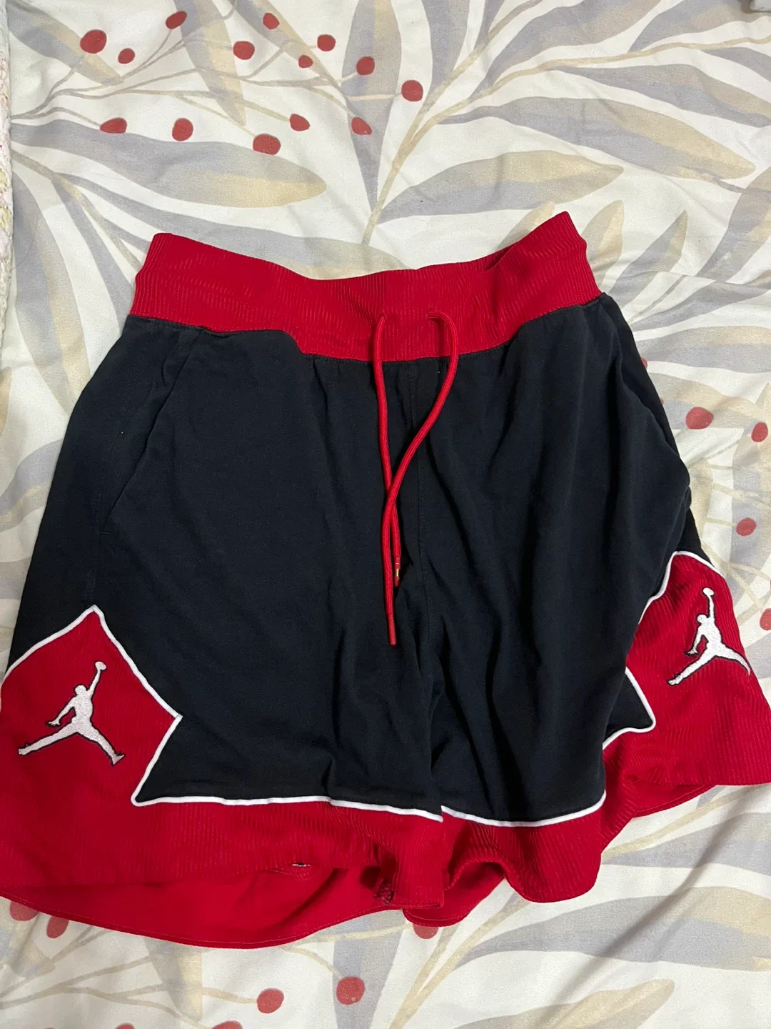 Jordan Loose Fit Men's Shorts, Size M