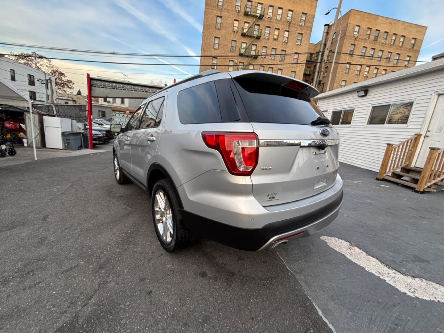 Ford Explorer XLT  2016 94K miles - photo 4