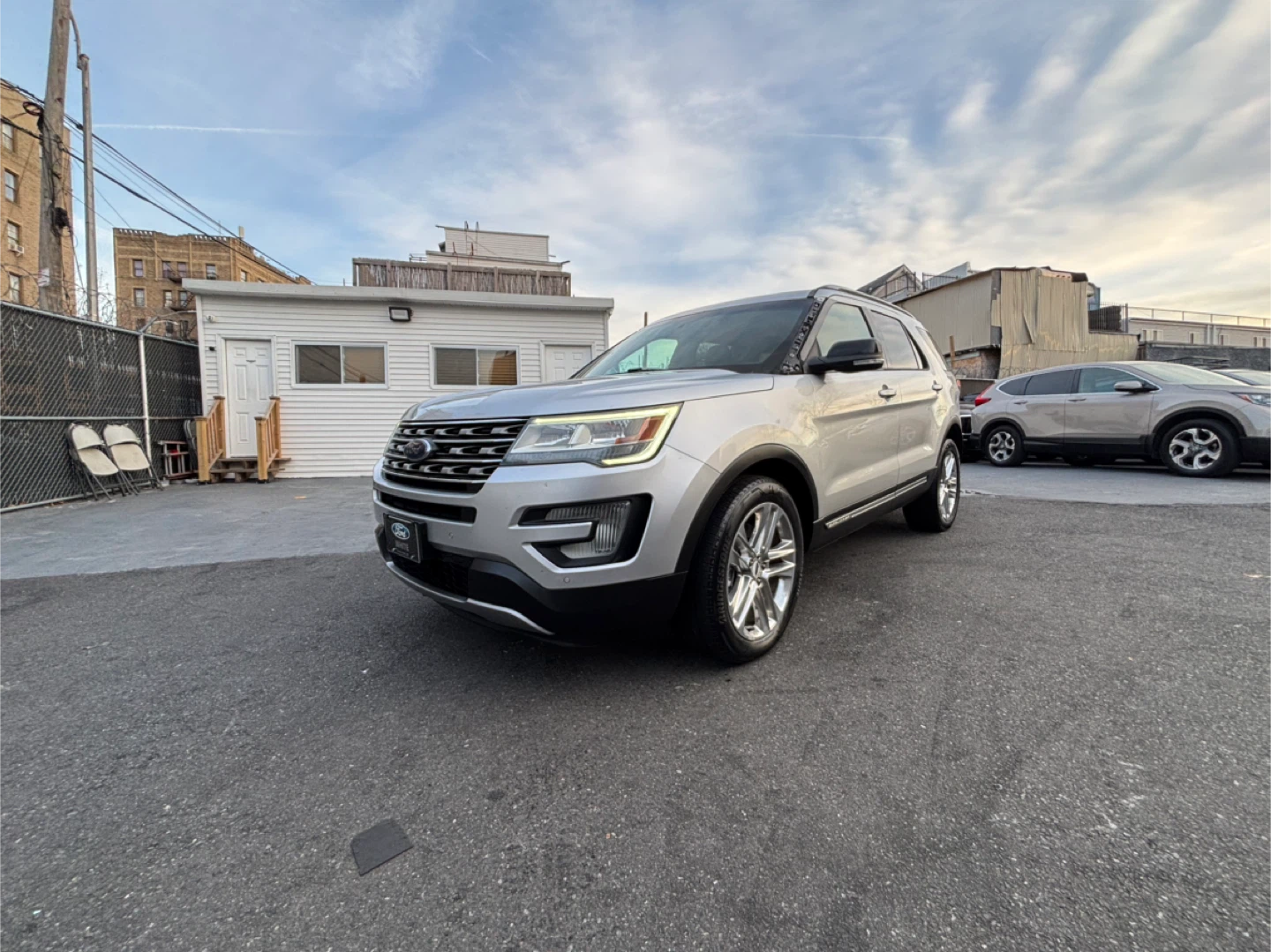 Ford Explorer XLT  2016 94K miles - photo 2