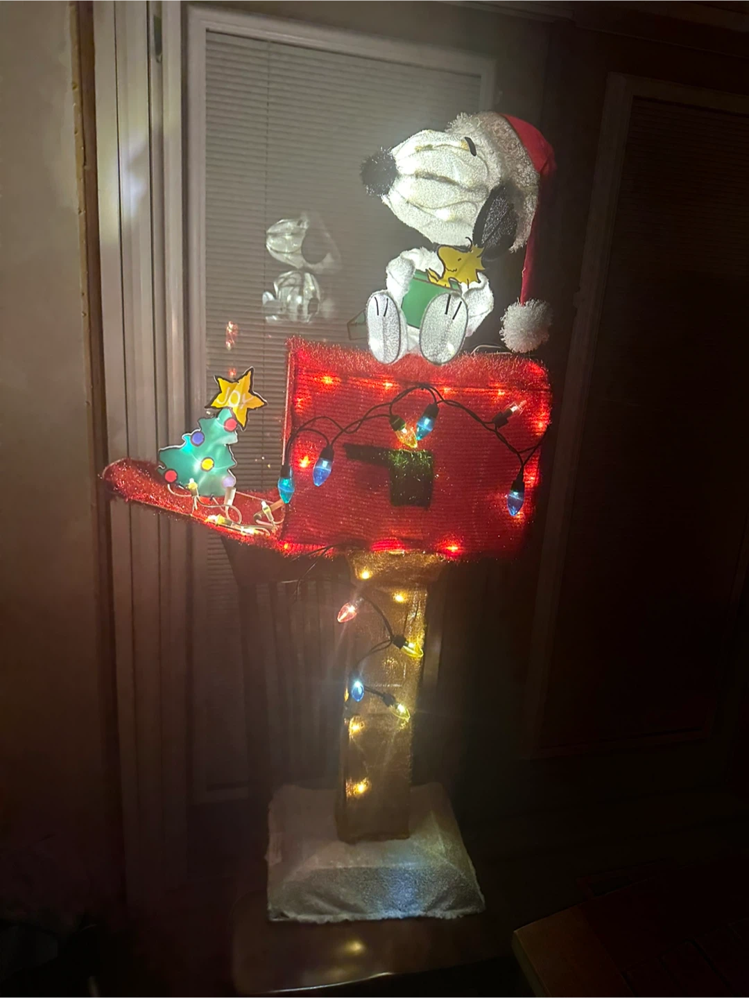 Animated Christmas Décor - photo 2