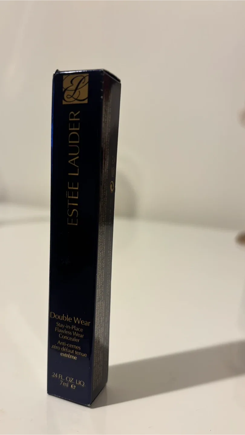 Estée Lauder Double Wear Flawless Concealer - 2N Light Medium