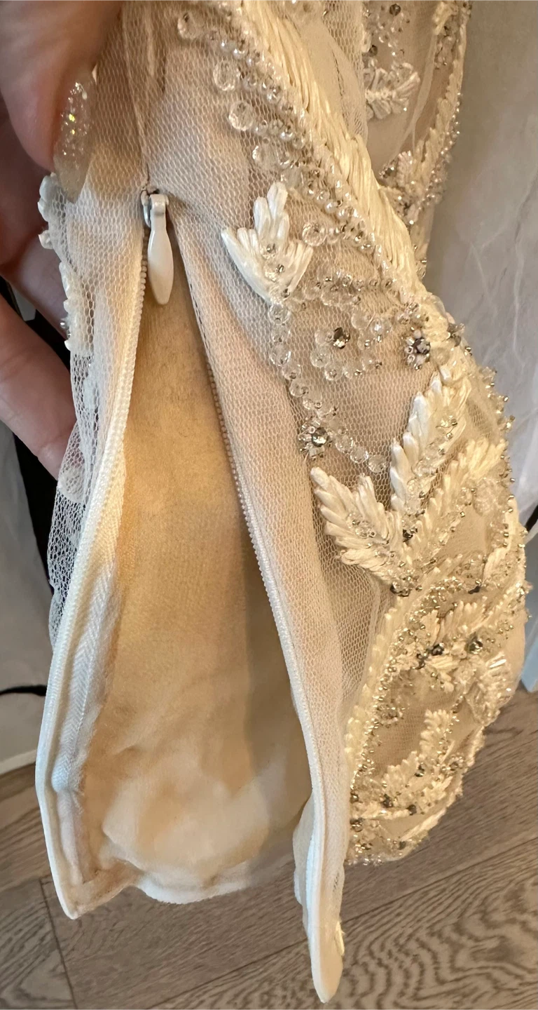 Authentic Naeem Khan Embellished jumpsuit romper. - photo 4