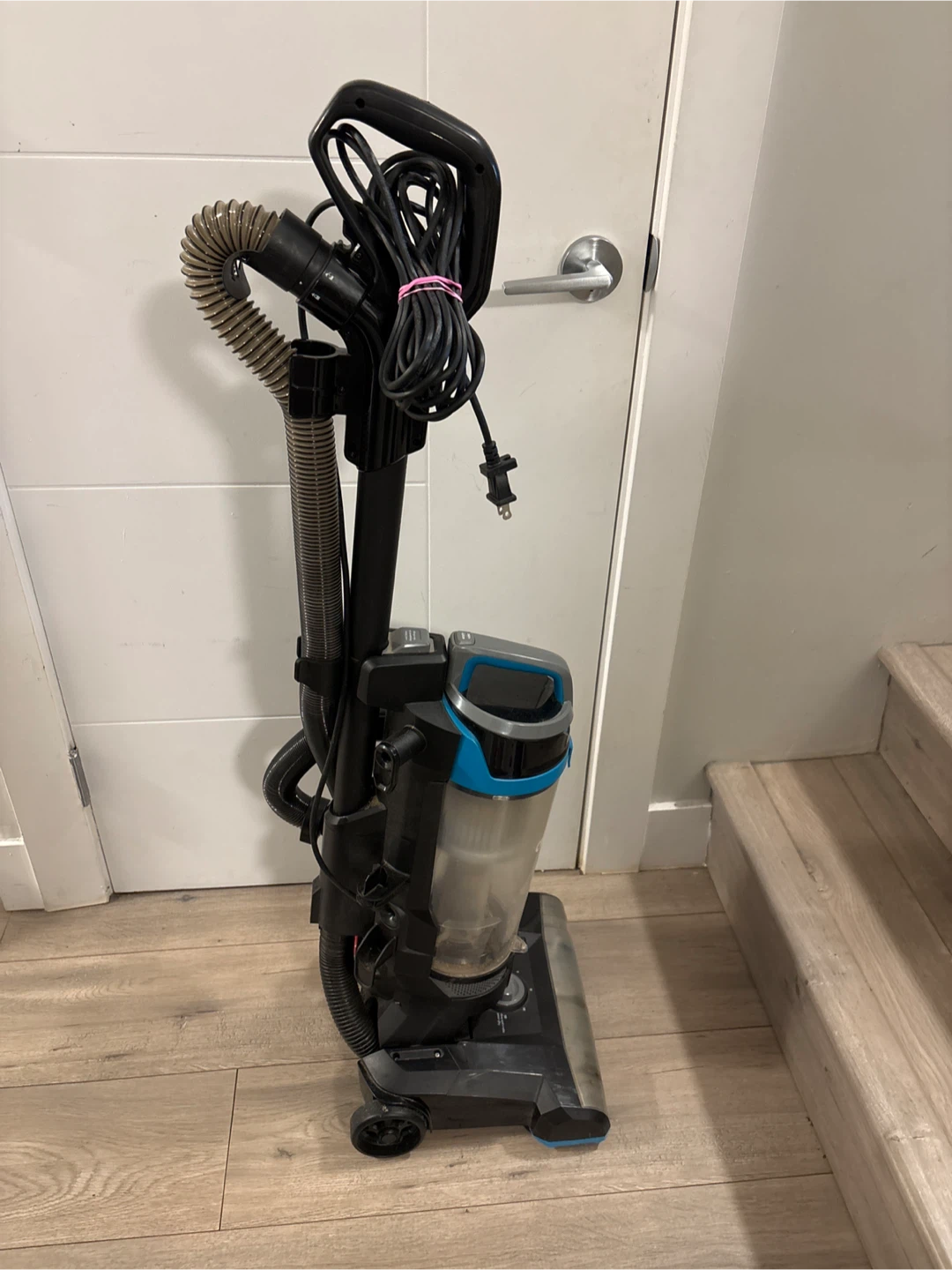 Bissell CleanView Upright Vacuum - photo 5