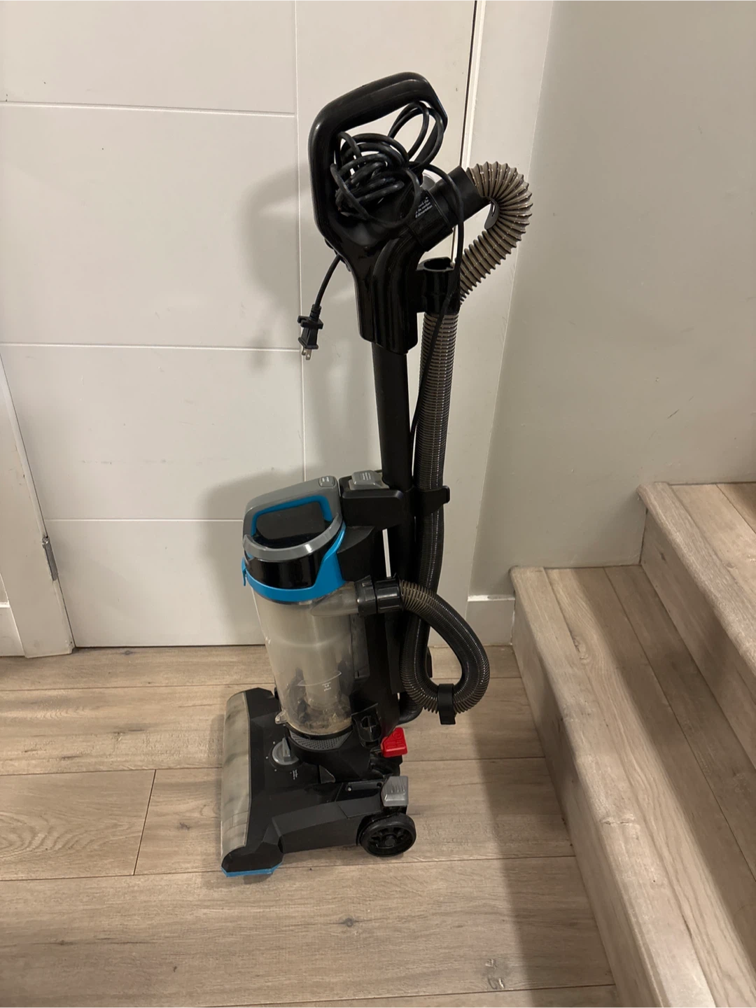 Bissell CleanView Upright Vacuum - photo 3