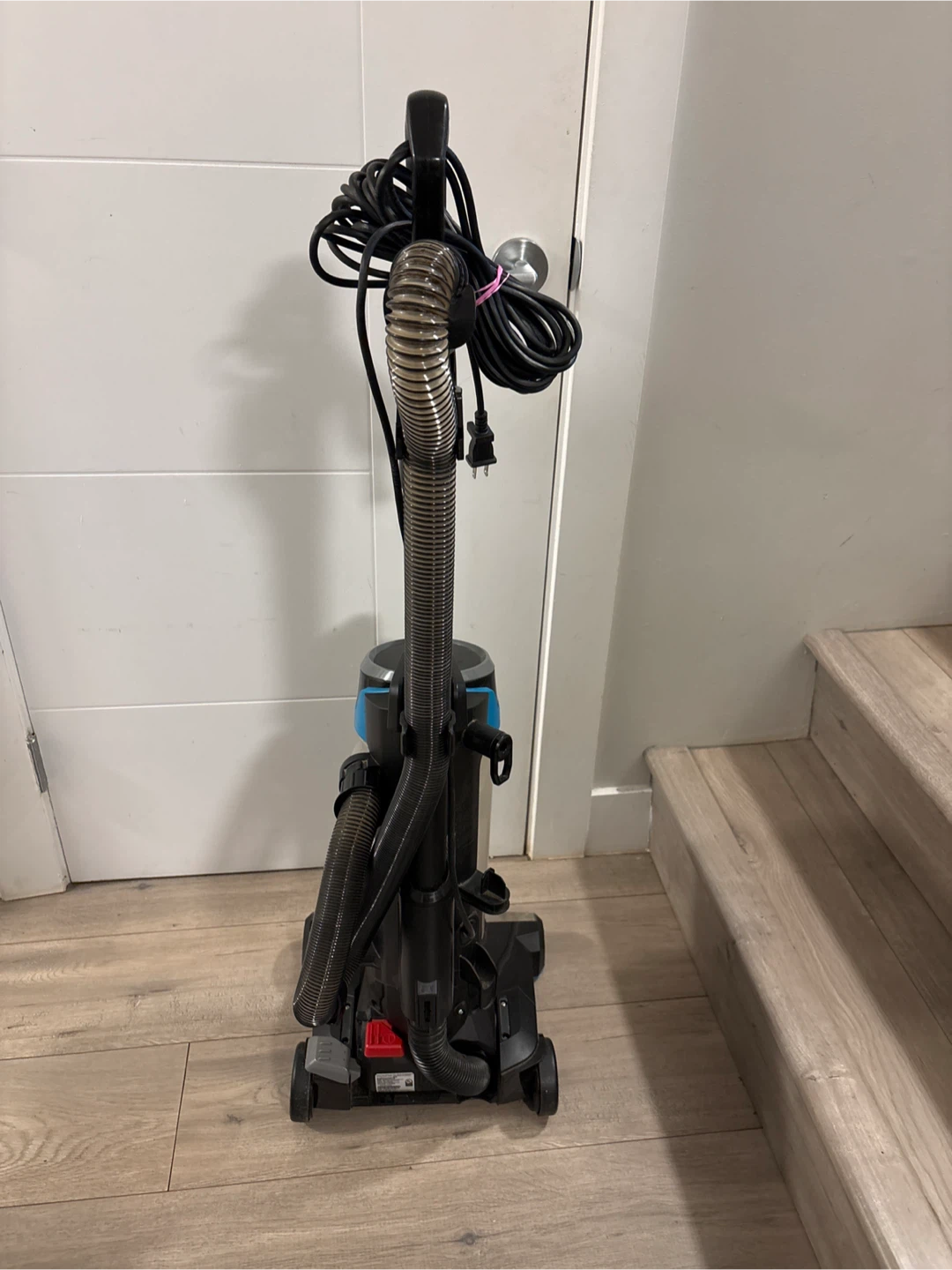 Bissell CleanView Upright Vacuum - photo 4