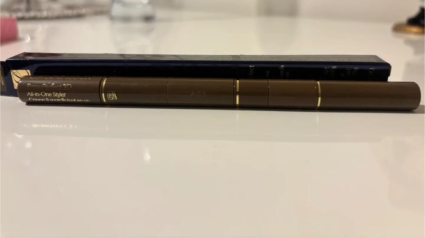 Estee Lauder Brow Perfect 3D All-in-One Styler 06 Light Brunette