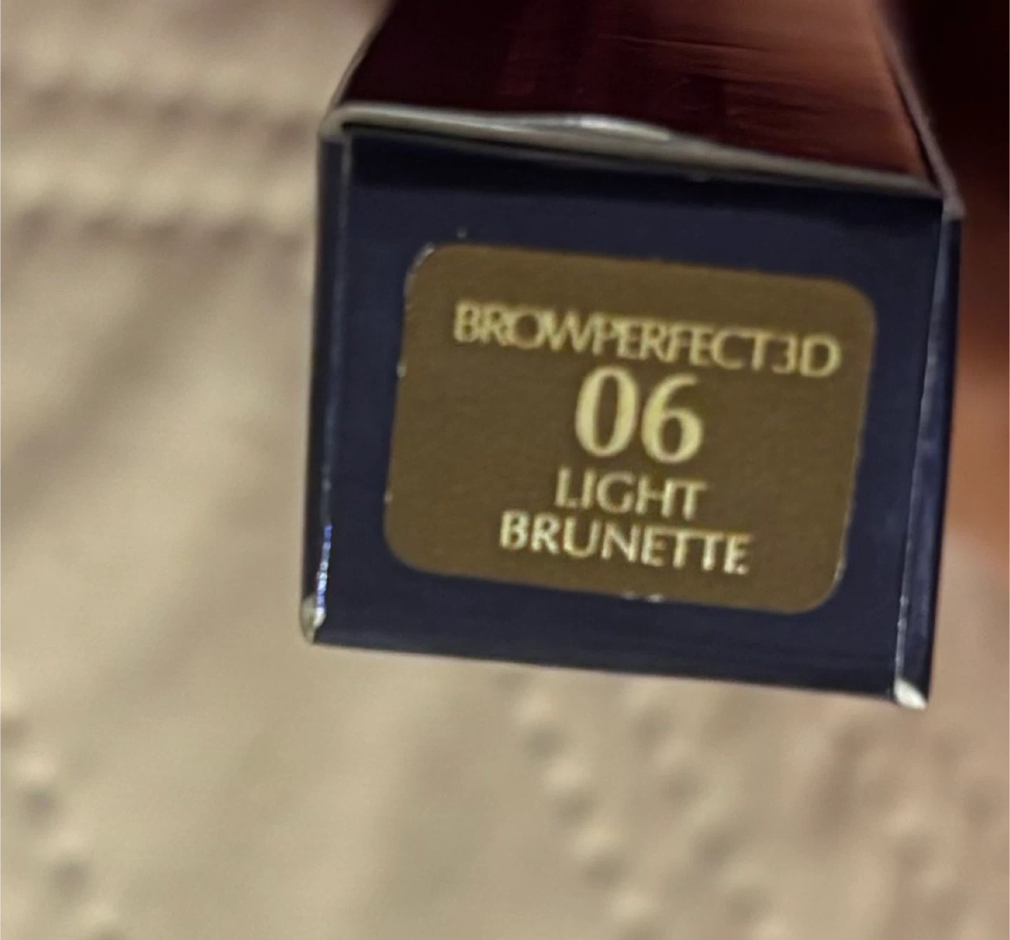 Estee Lauder Brow Perfect 3D All-in-One Styler 06 Light Brunette - photo 2