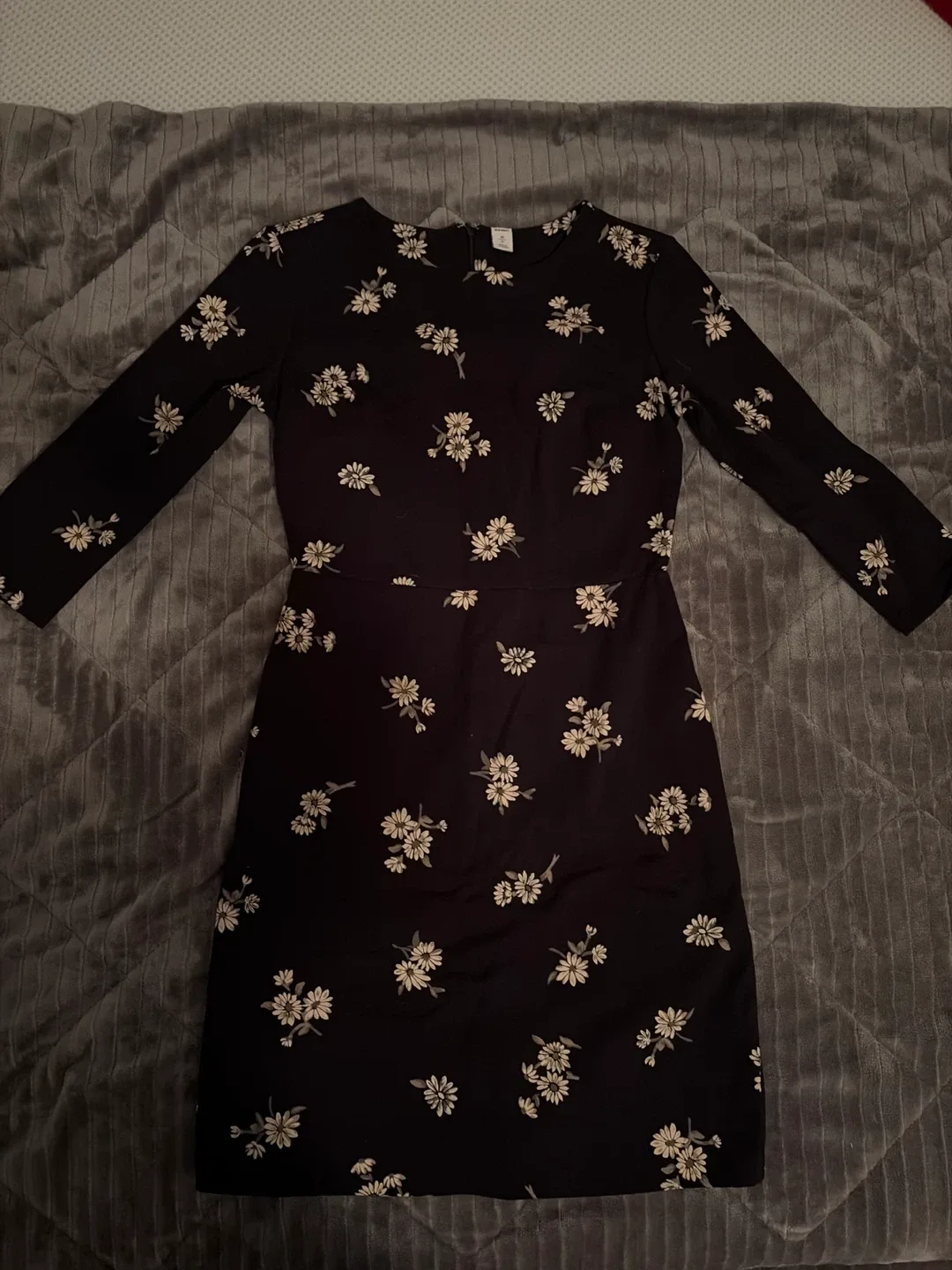 Old Navy Floral Print Dress