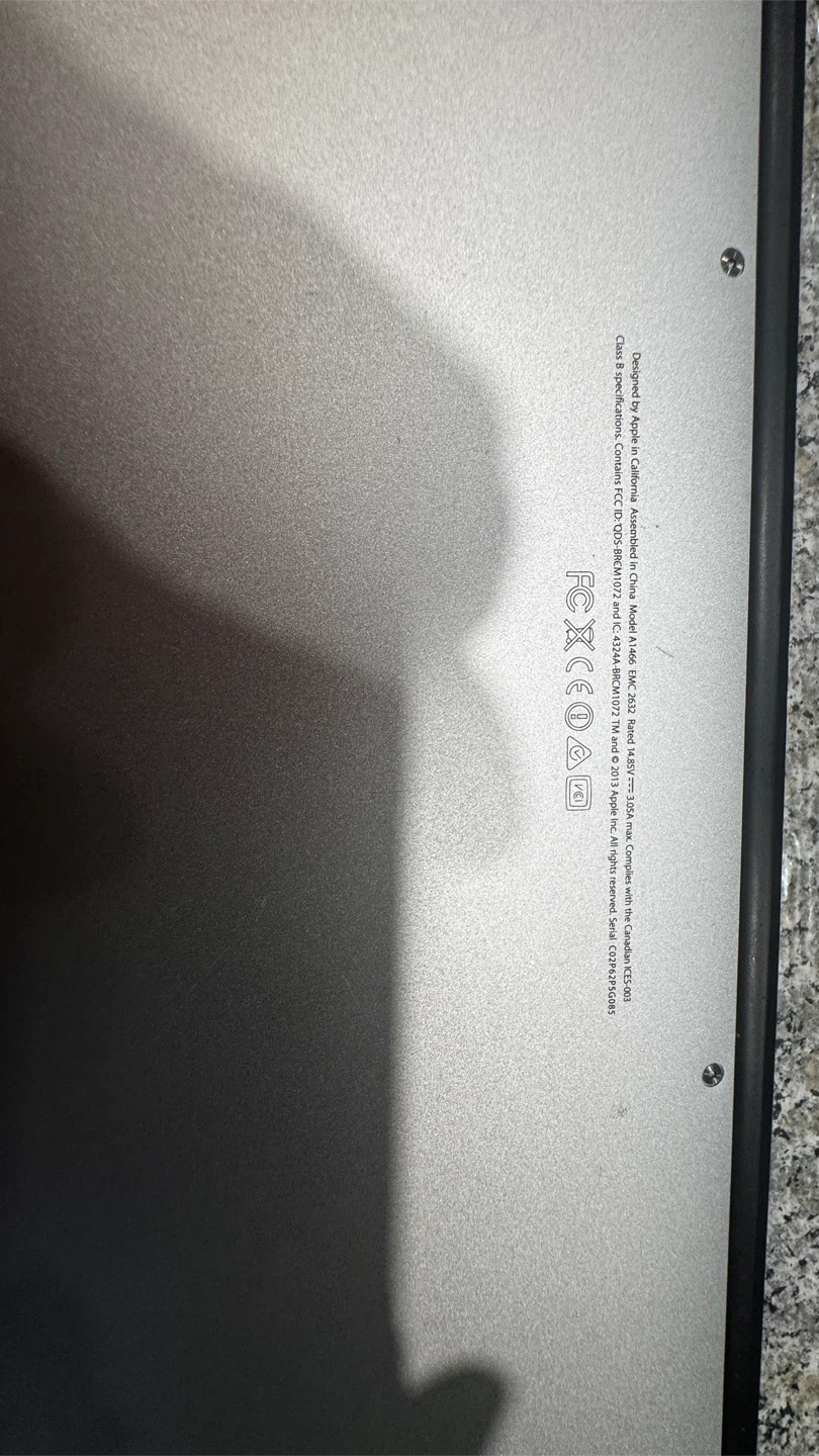 MacBook Air 13-inch (Early 2014) - photo 3