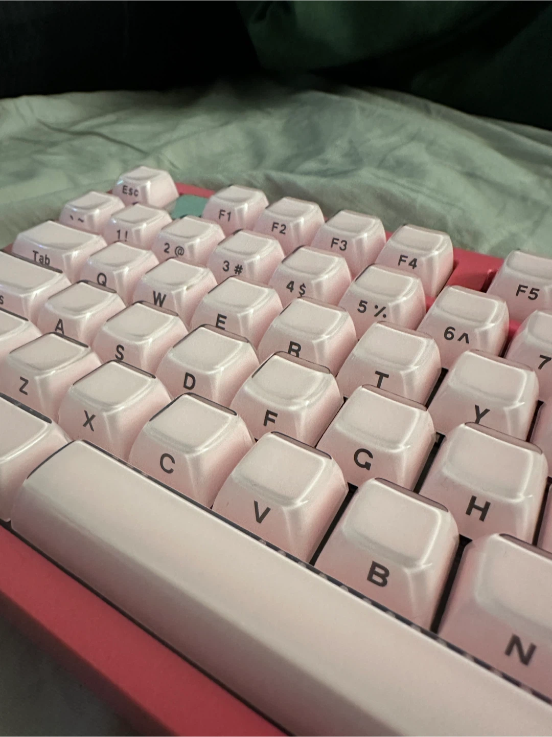 pink crystal jelly keycaps - photo 2