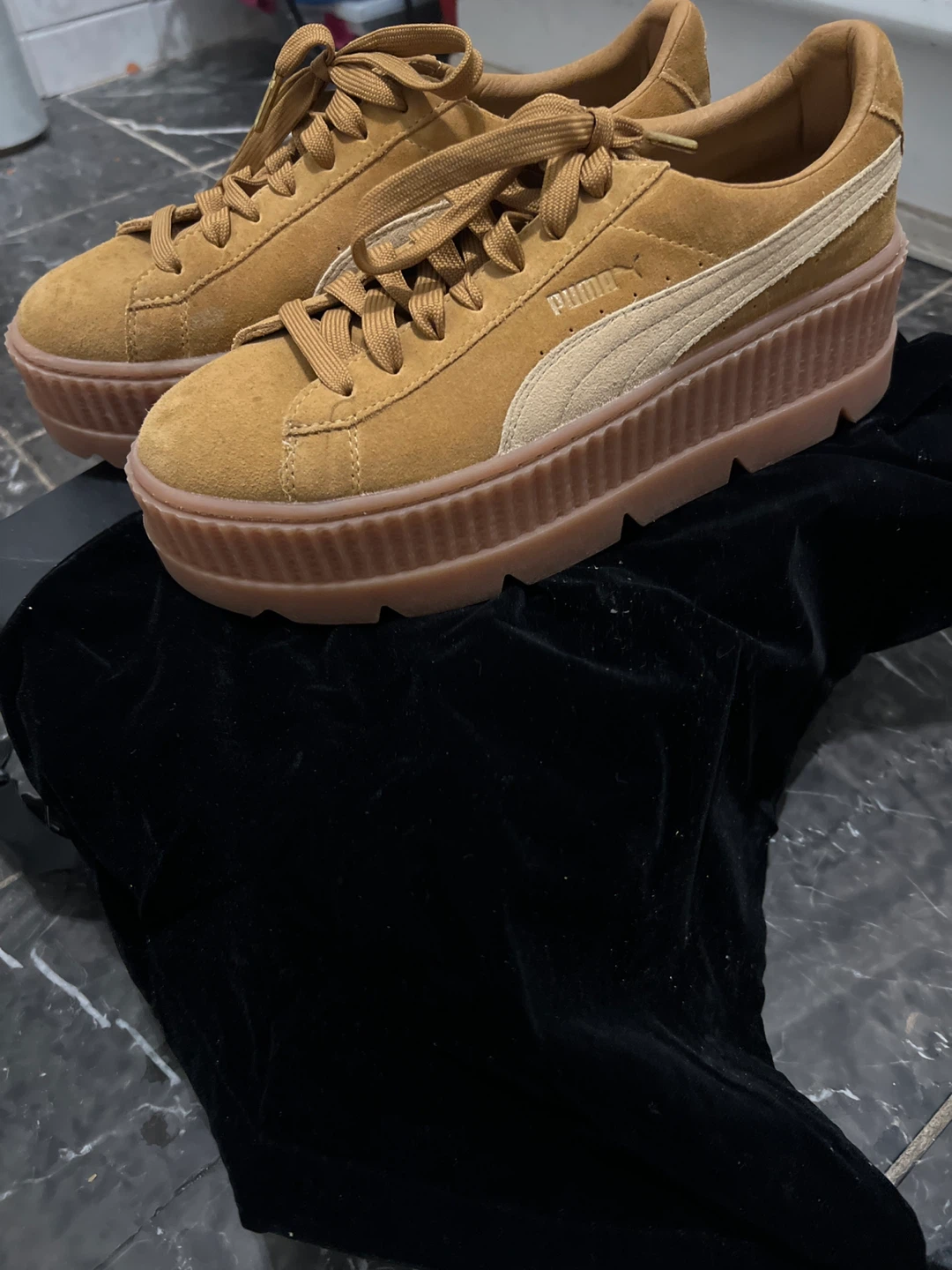 Puma Suede Platform Shoes - Size 10 - photo 2