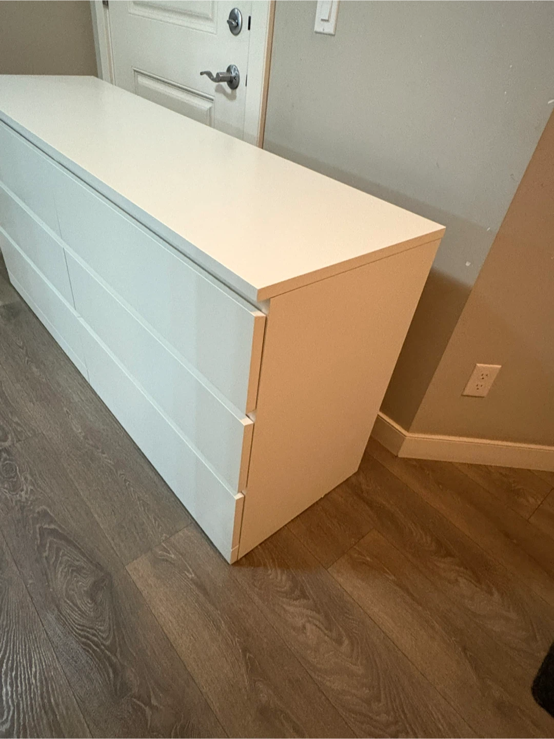 White 6-Drawer Dresser - photo 5