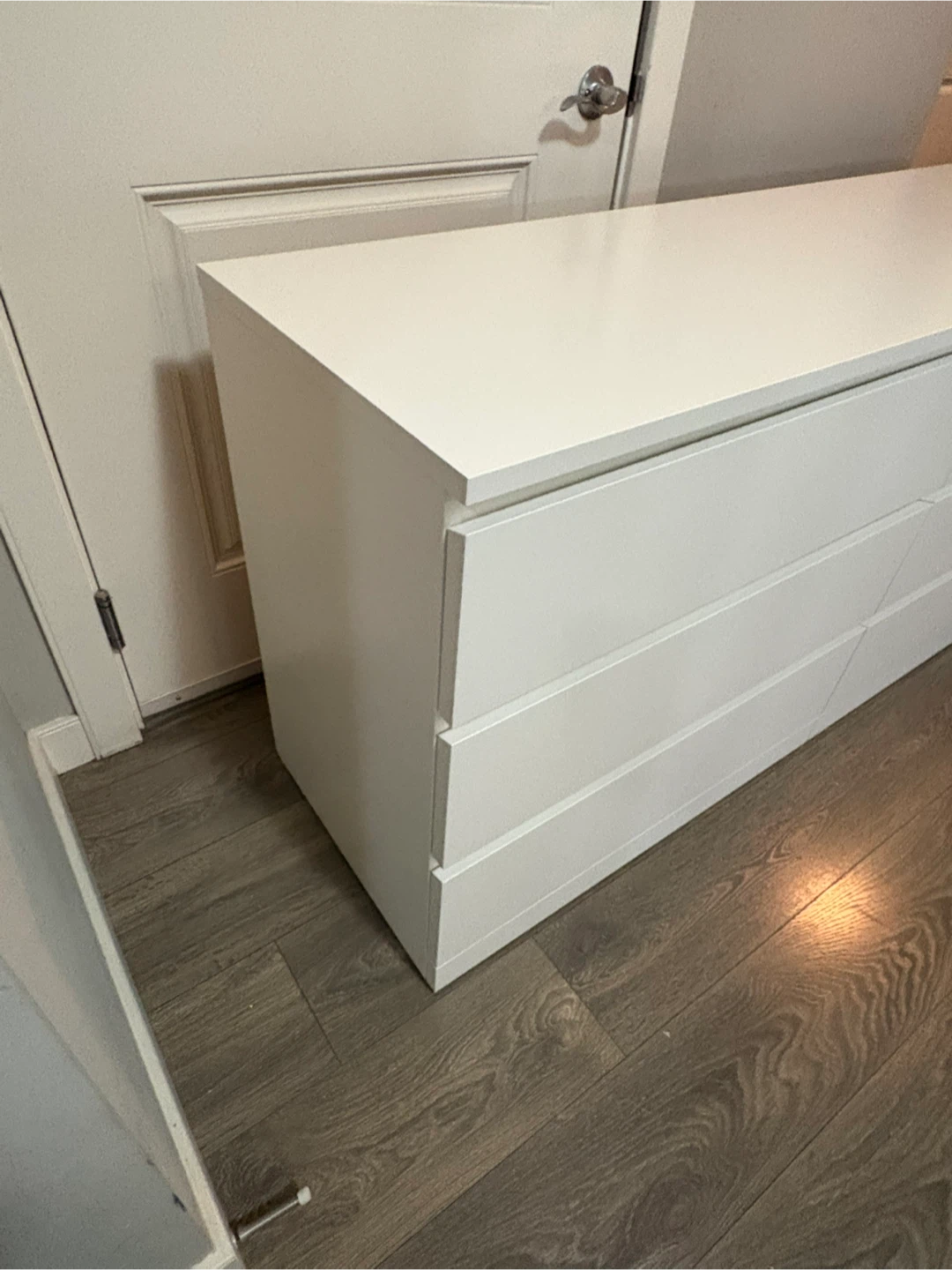 White 6-Drawer Dresser - photo 4