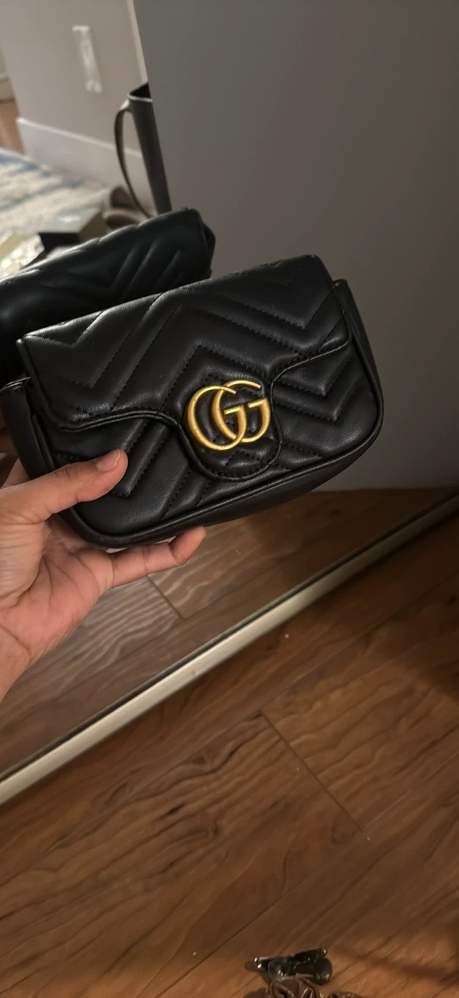 Sling bag 40$