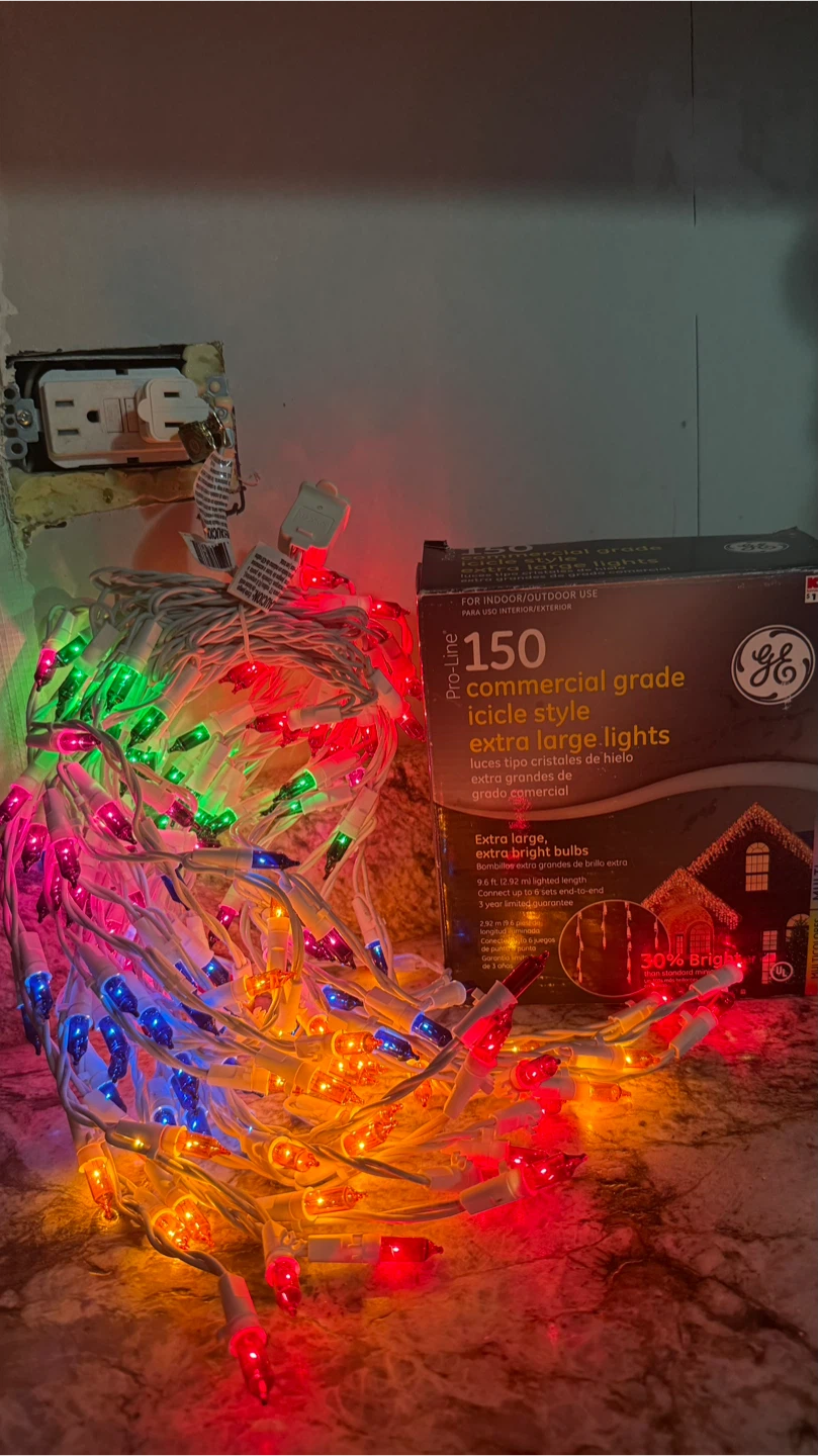 New GE 150 Commercial Grade Icicle Lights