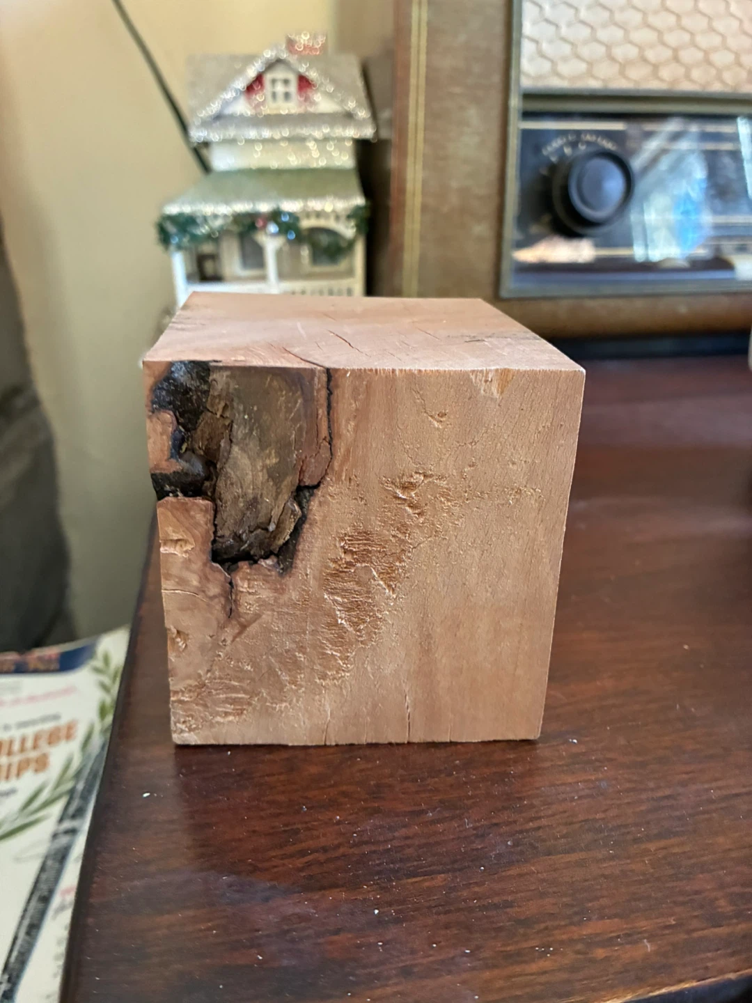 $5  Figured wood paperweight Knick knack East York - photo 5