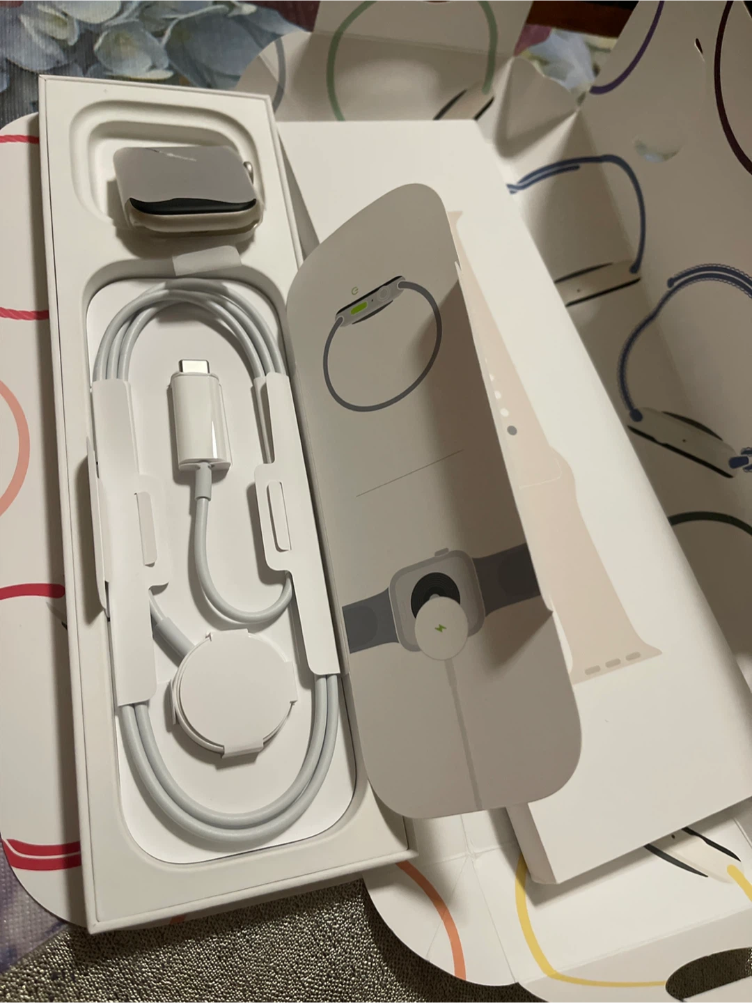 New Apple Watch w/ Box & Accessories - photo 2