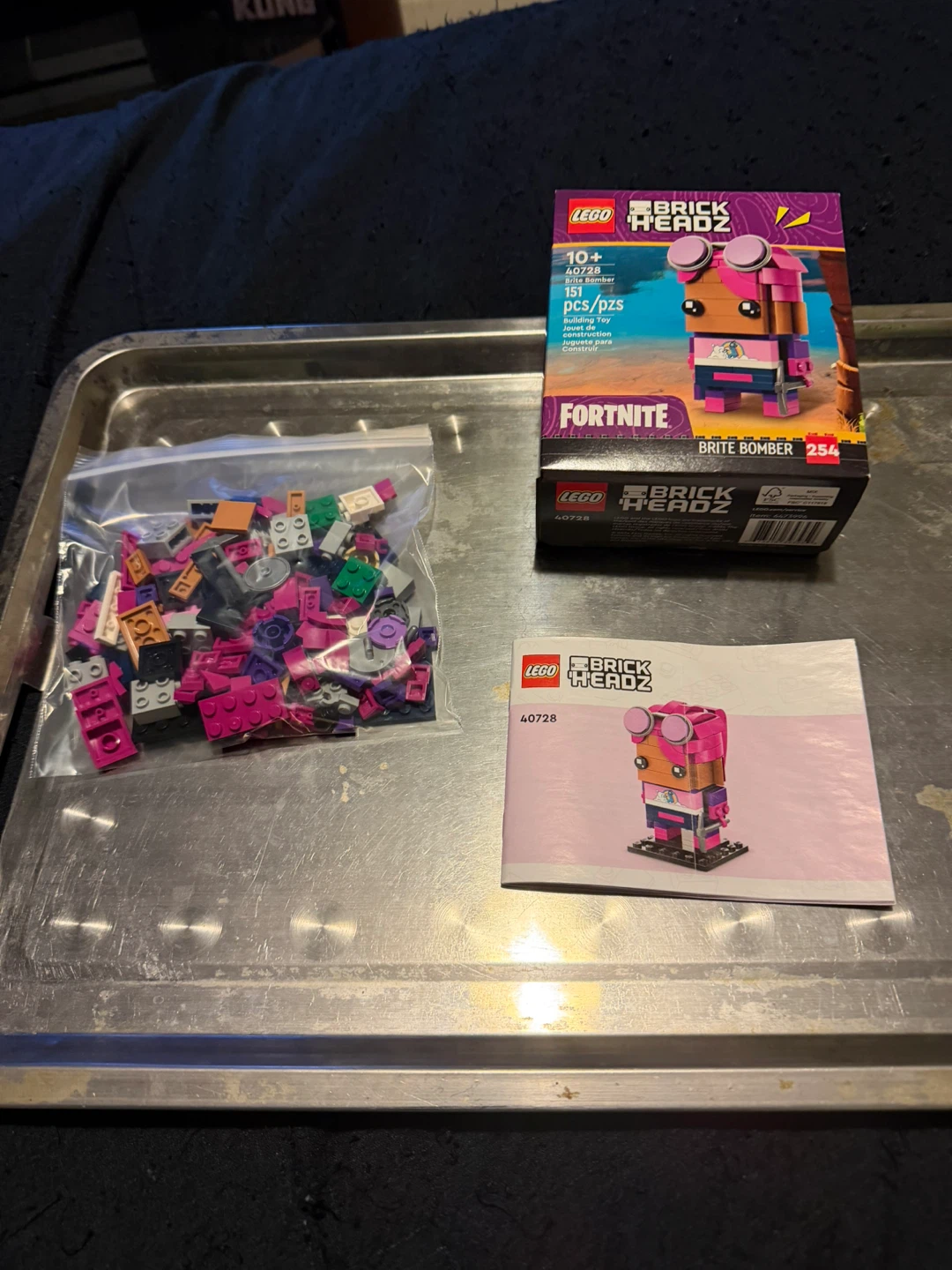 LEGO BrickHeadz Fortnite Brite Bomber 40728 - photo 4