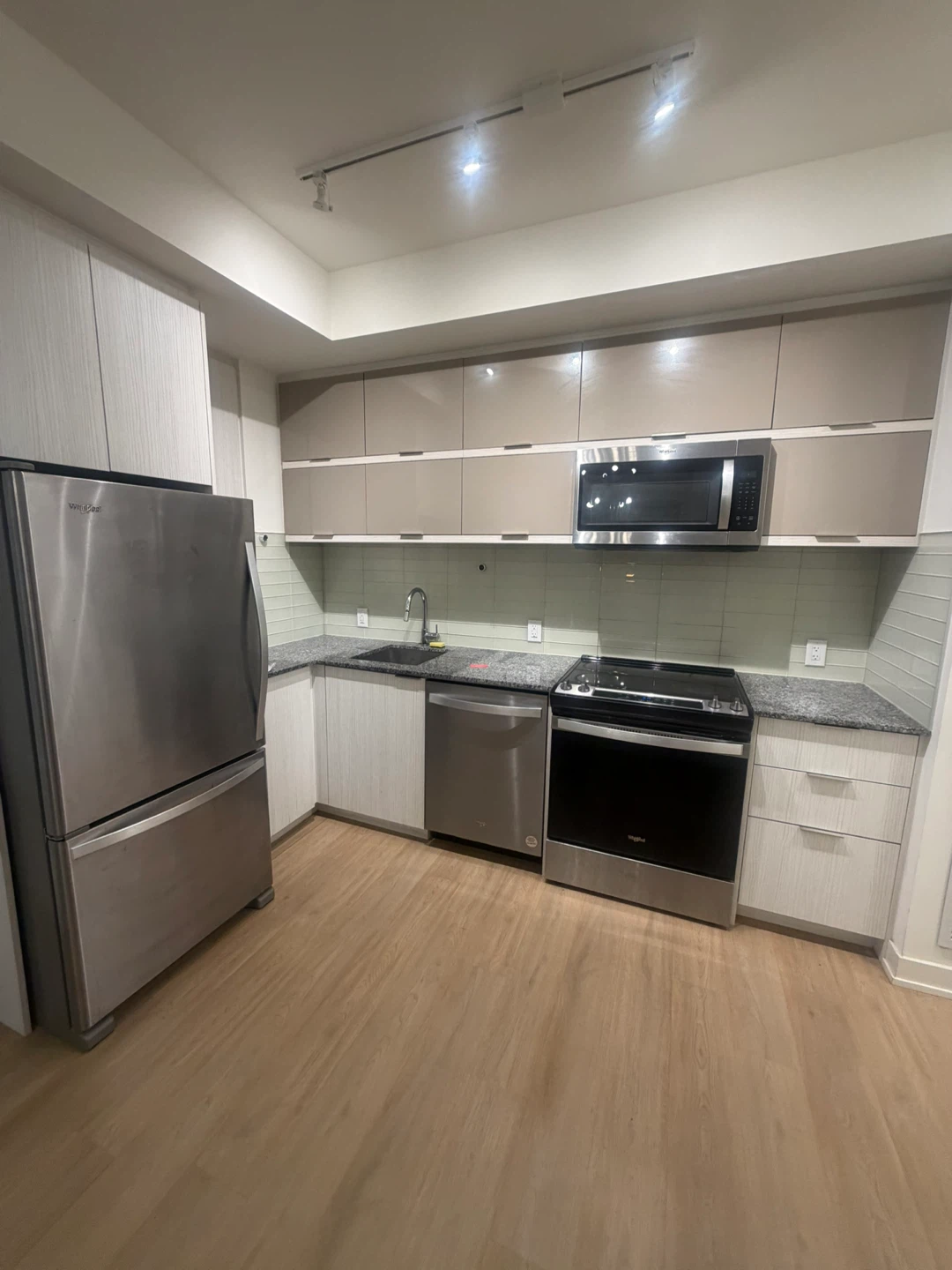 Room for rent - photo 3