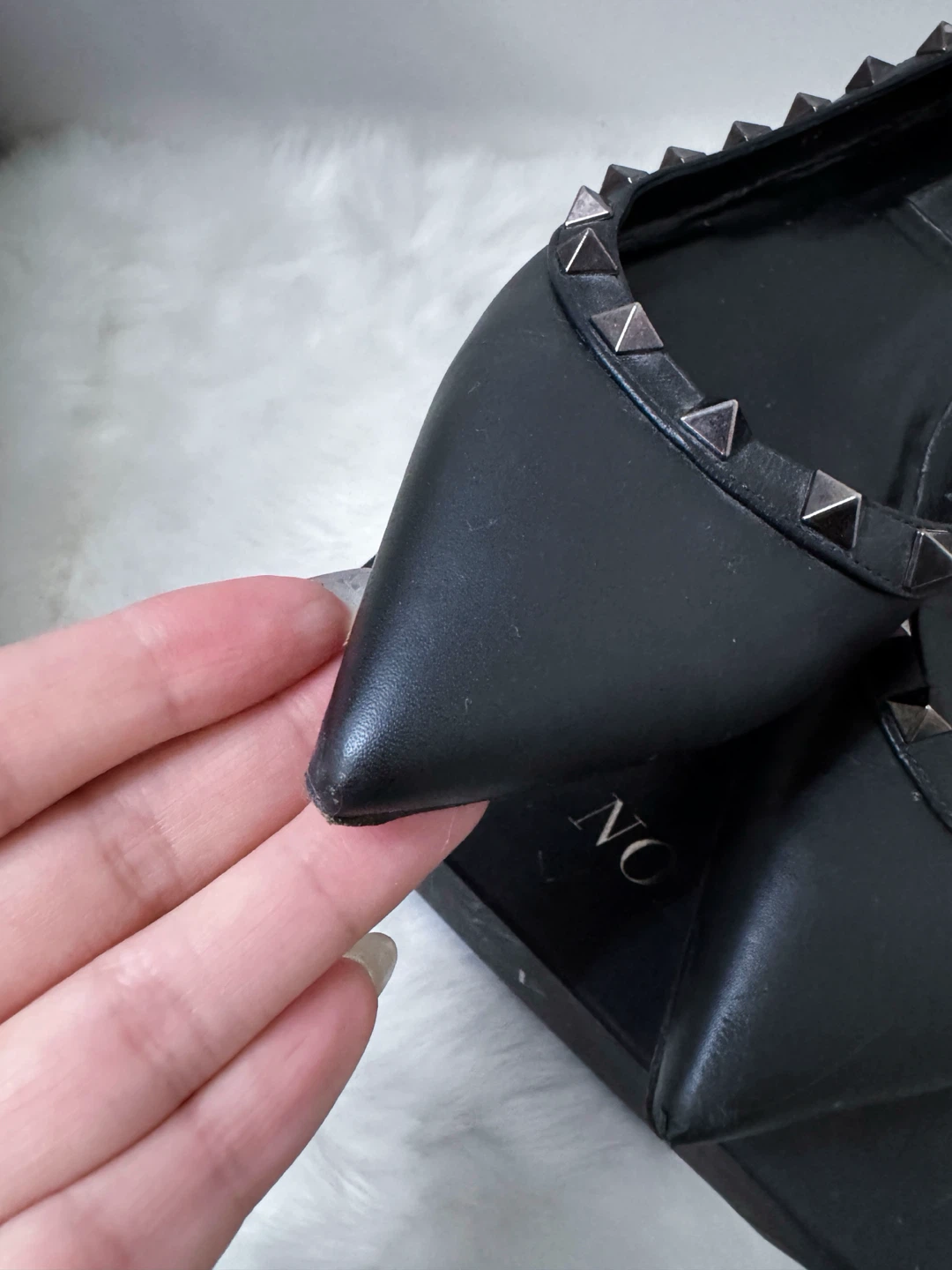 Valentino Noir Rockstud Ballerinas Size 6.5 - photo 2