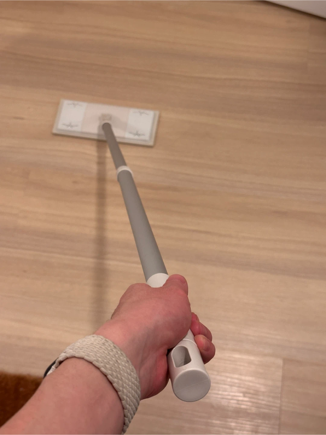Muji swiffer pole