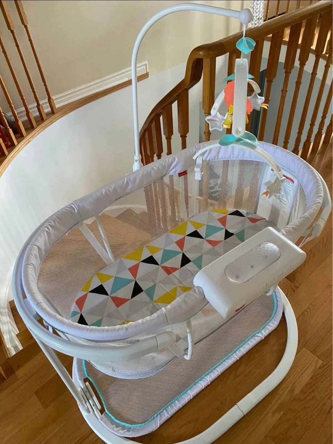 Fisher-Price Soothing Motions Bassinet