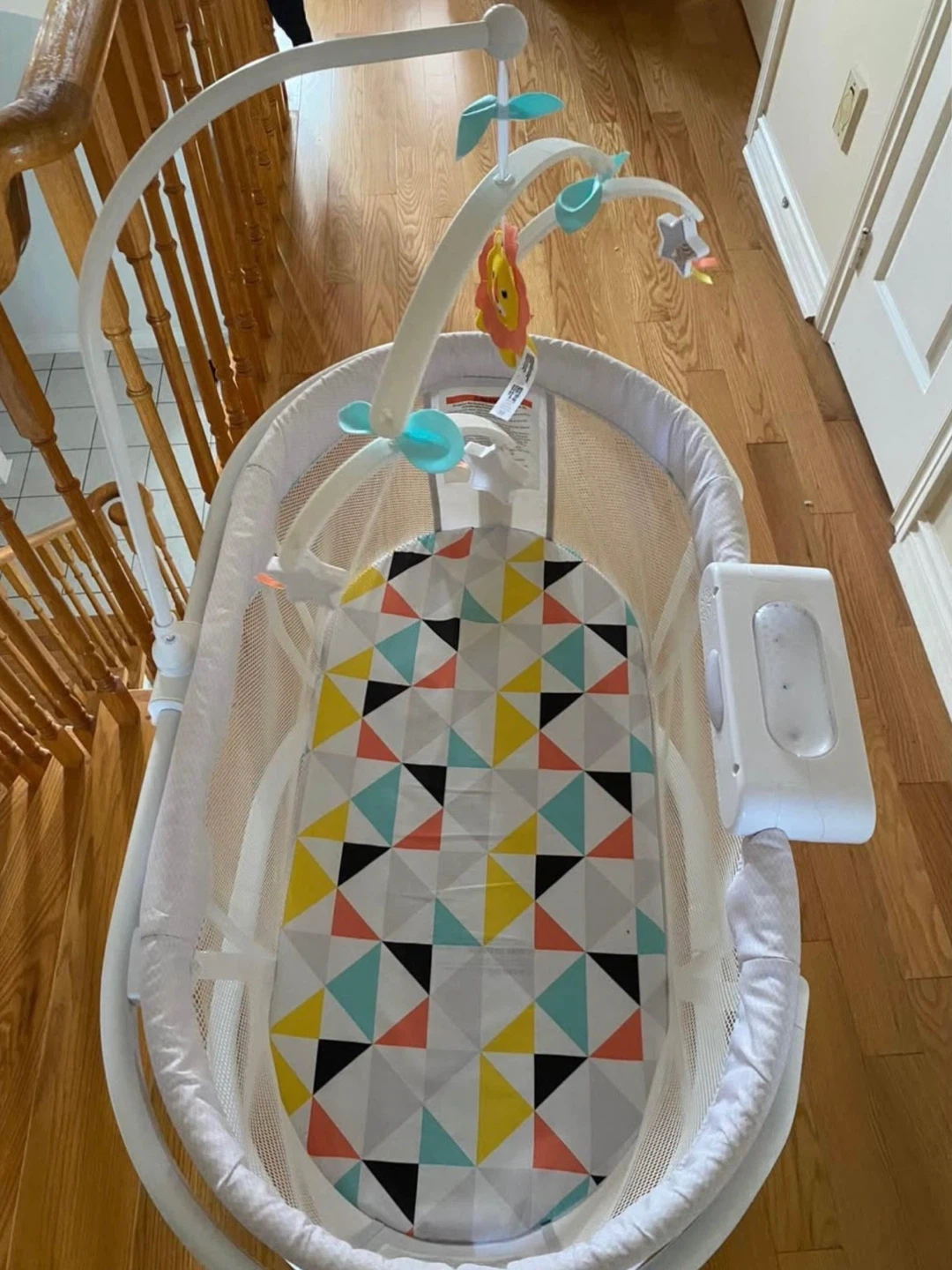 Fisher-Price Soothing Motions Bassinet - photo 2