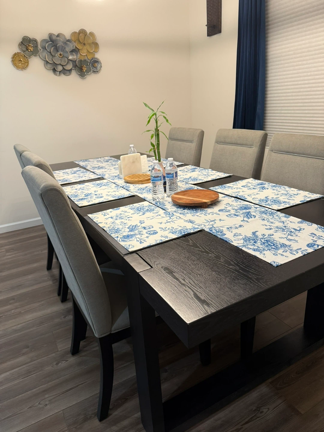 Dining Table with 6 Chairs & Placemats - photo 3