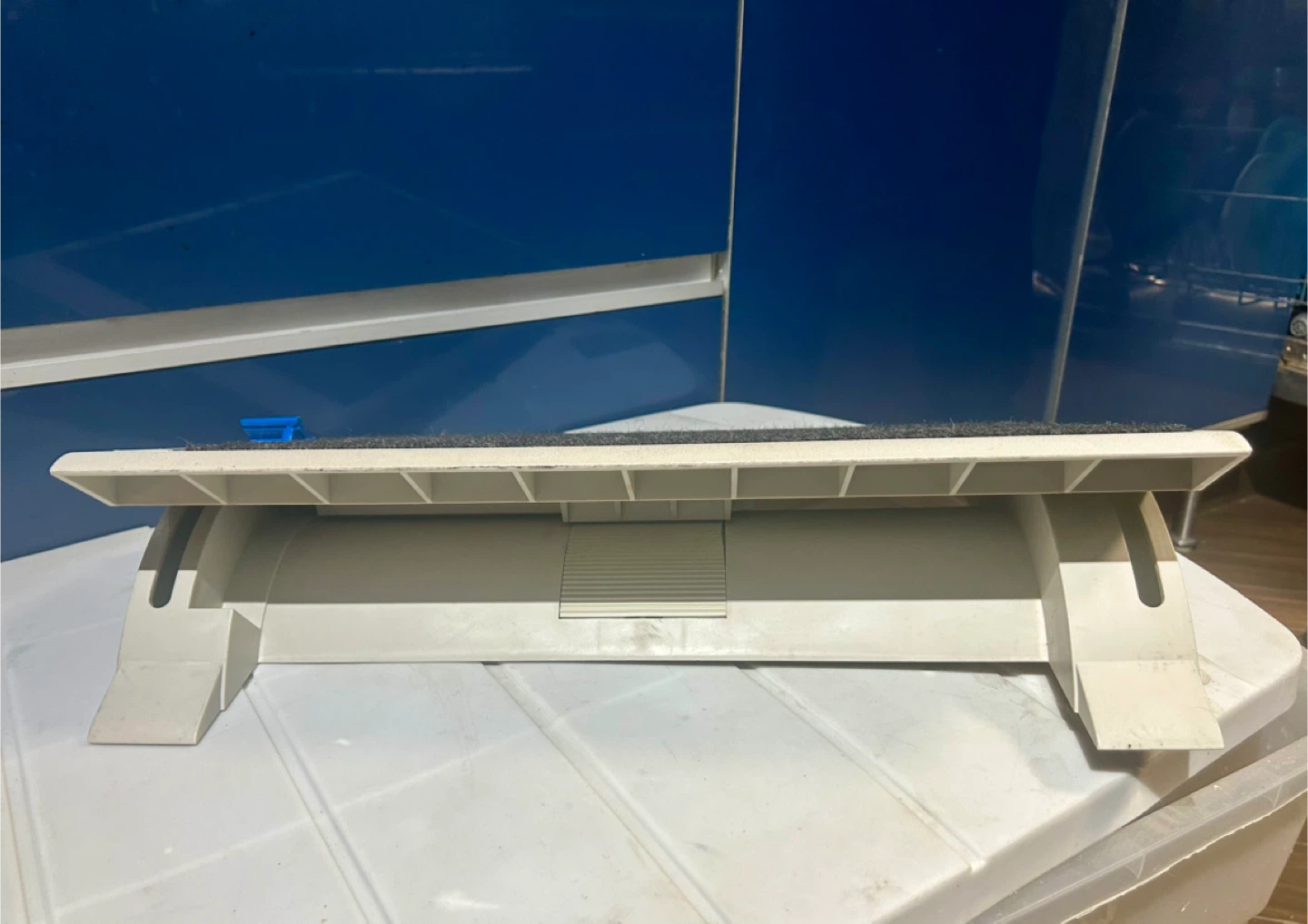 Adjustable Footrest - Ergonomic Design - photo 3