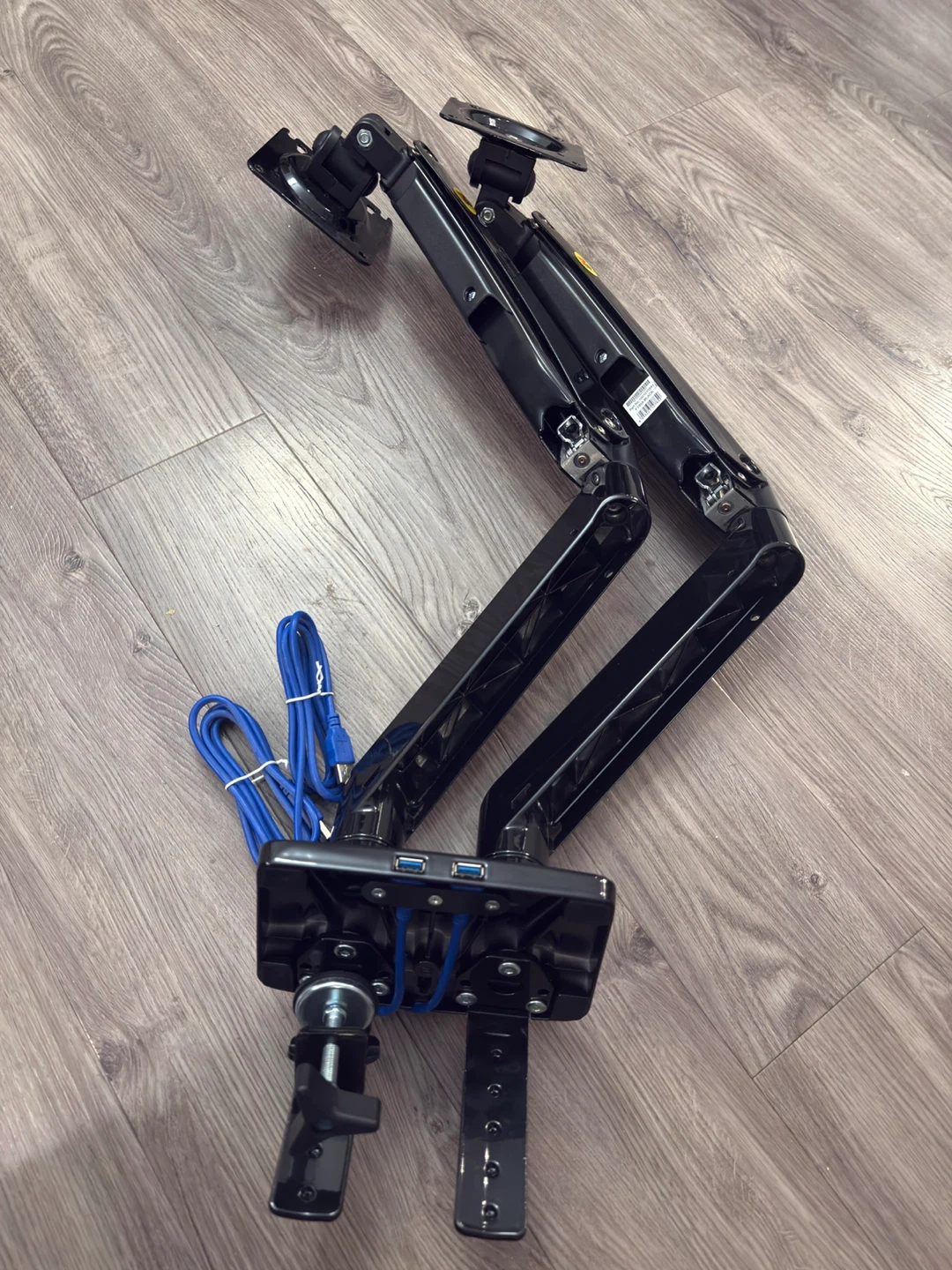 North Bayou Dual Monitor Arm