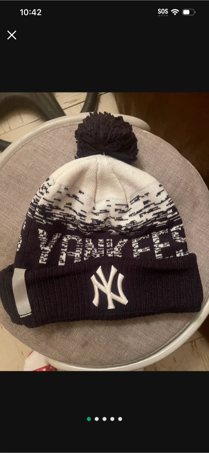 New York Yankees Beanie Hat