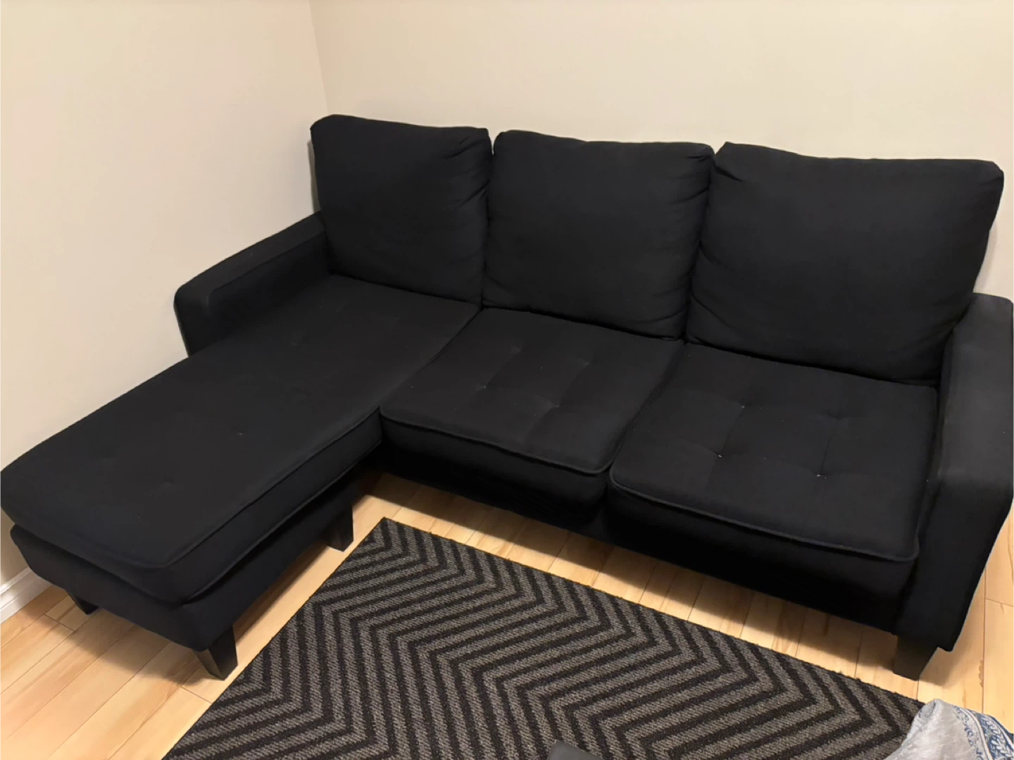 Sectional L Sofa - 2 Months used - photo 4