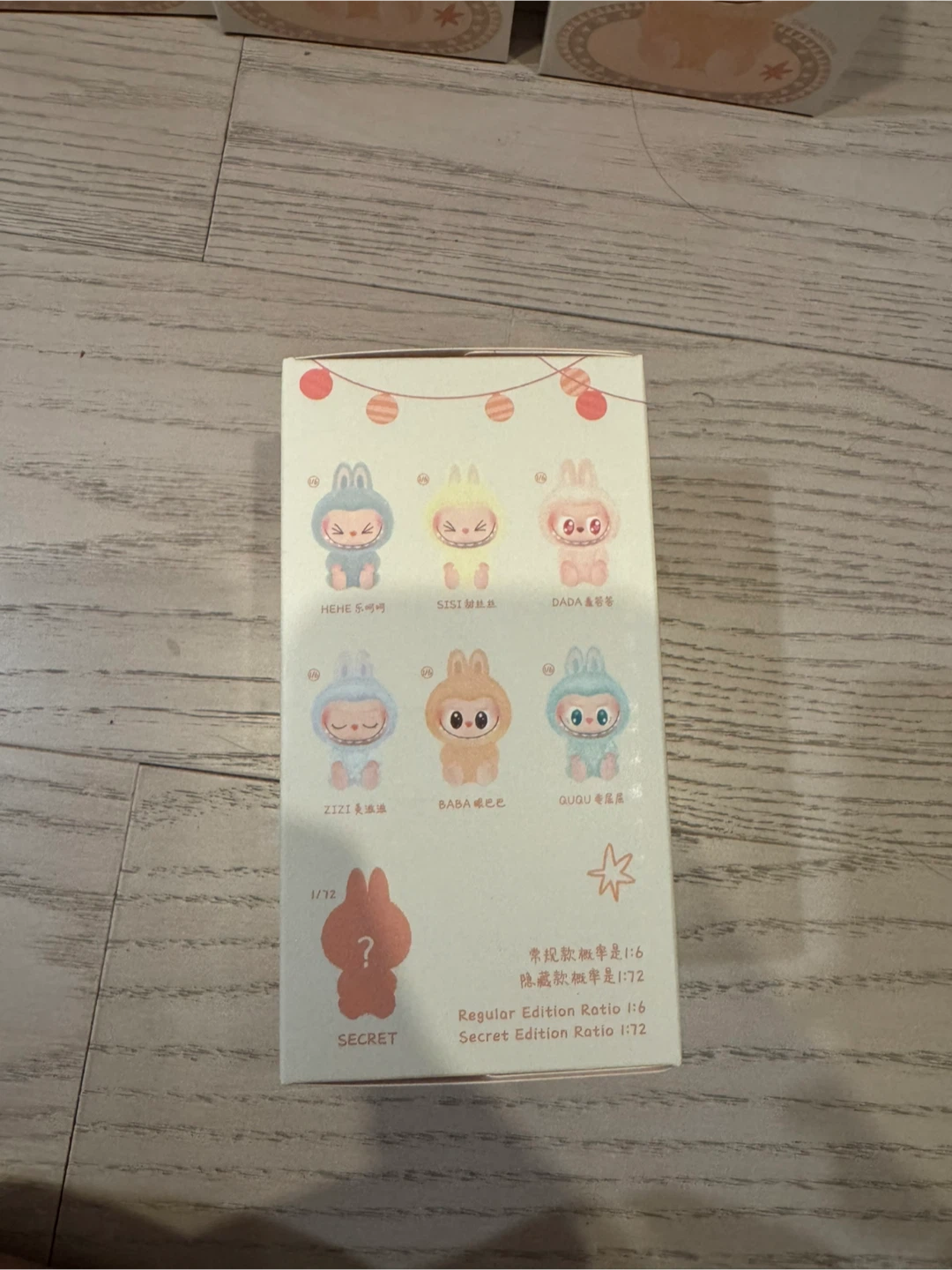 Pop Mart Labubus - photo 3