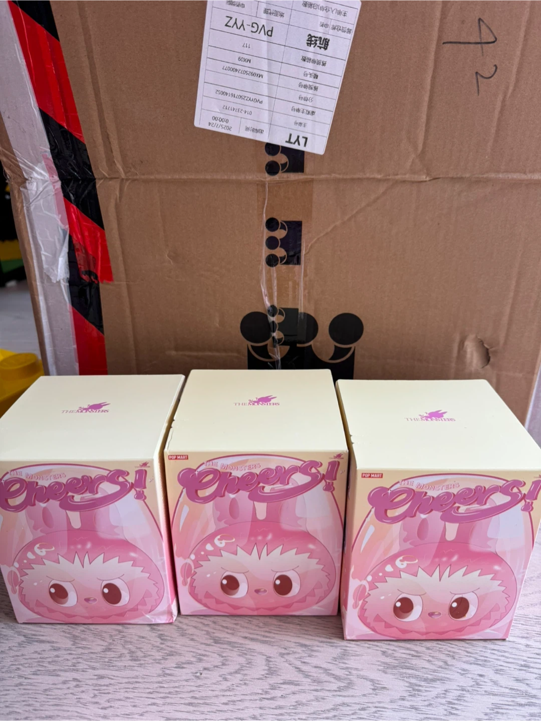 Pop Mart Labubus - photo 5