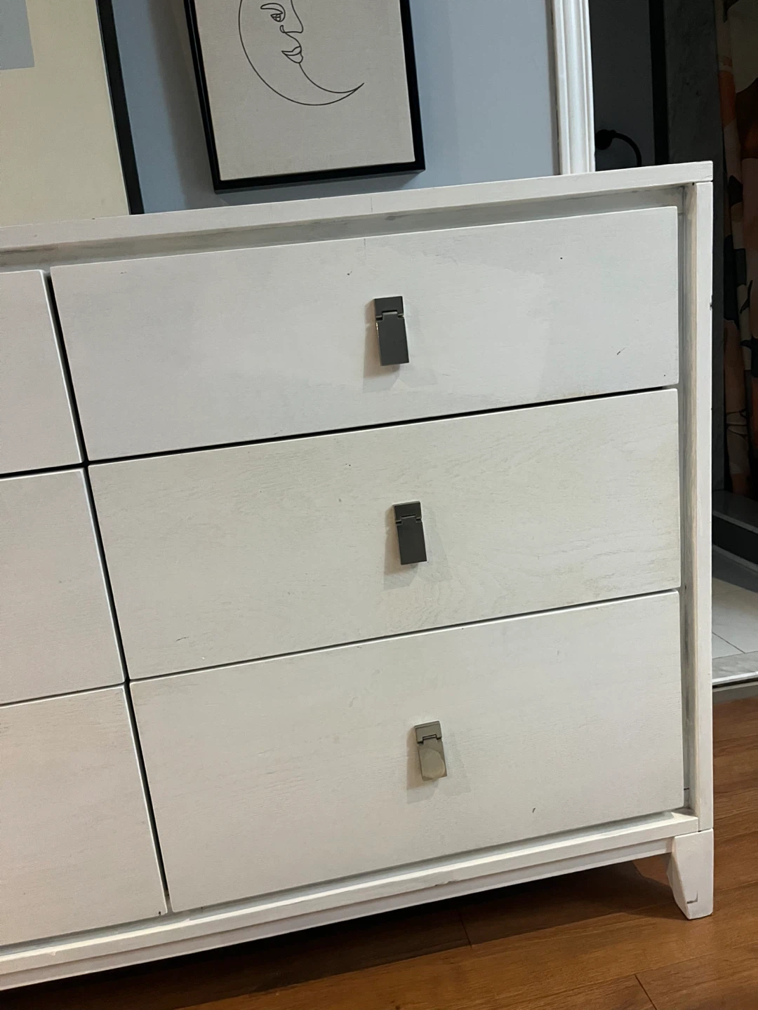 White 6-Drawer Dresser - photo 3