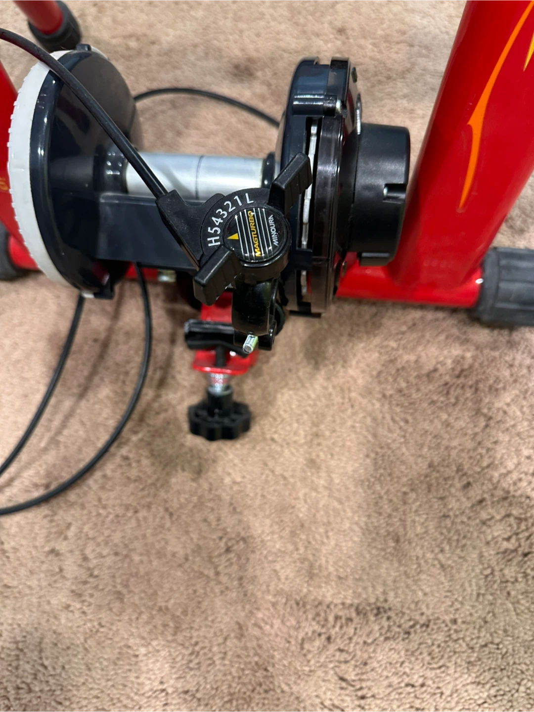 Minoura MAG500 Indoor Bicycle Trainer - photo 3