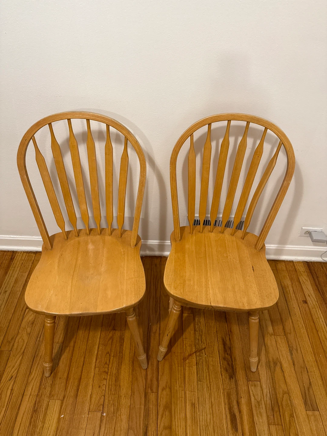 Set of 2 Wooden Windsor Chairs - photo 2