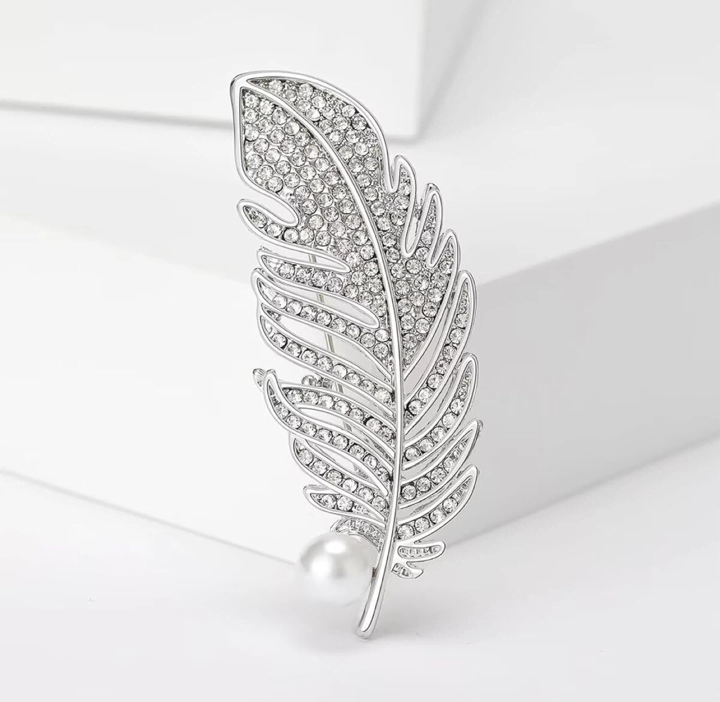 Feather Brooch with Pearl - Fashion Jewelry - photo 3